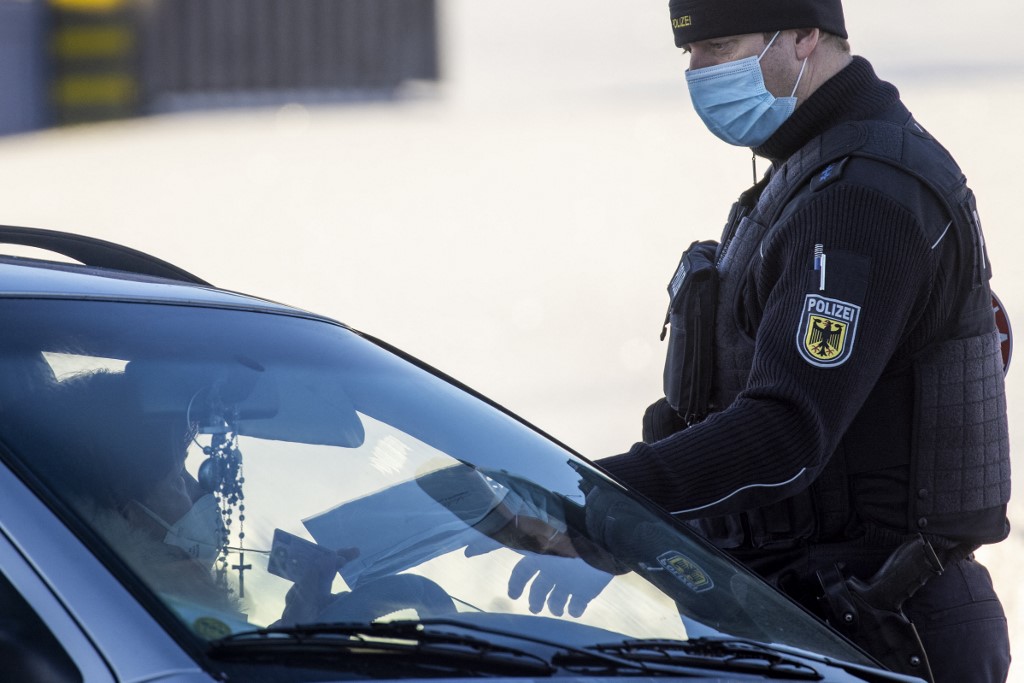 policija, koronavirus, njemačka, granica
