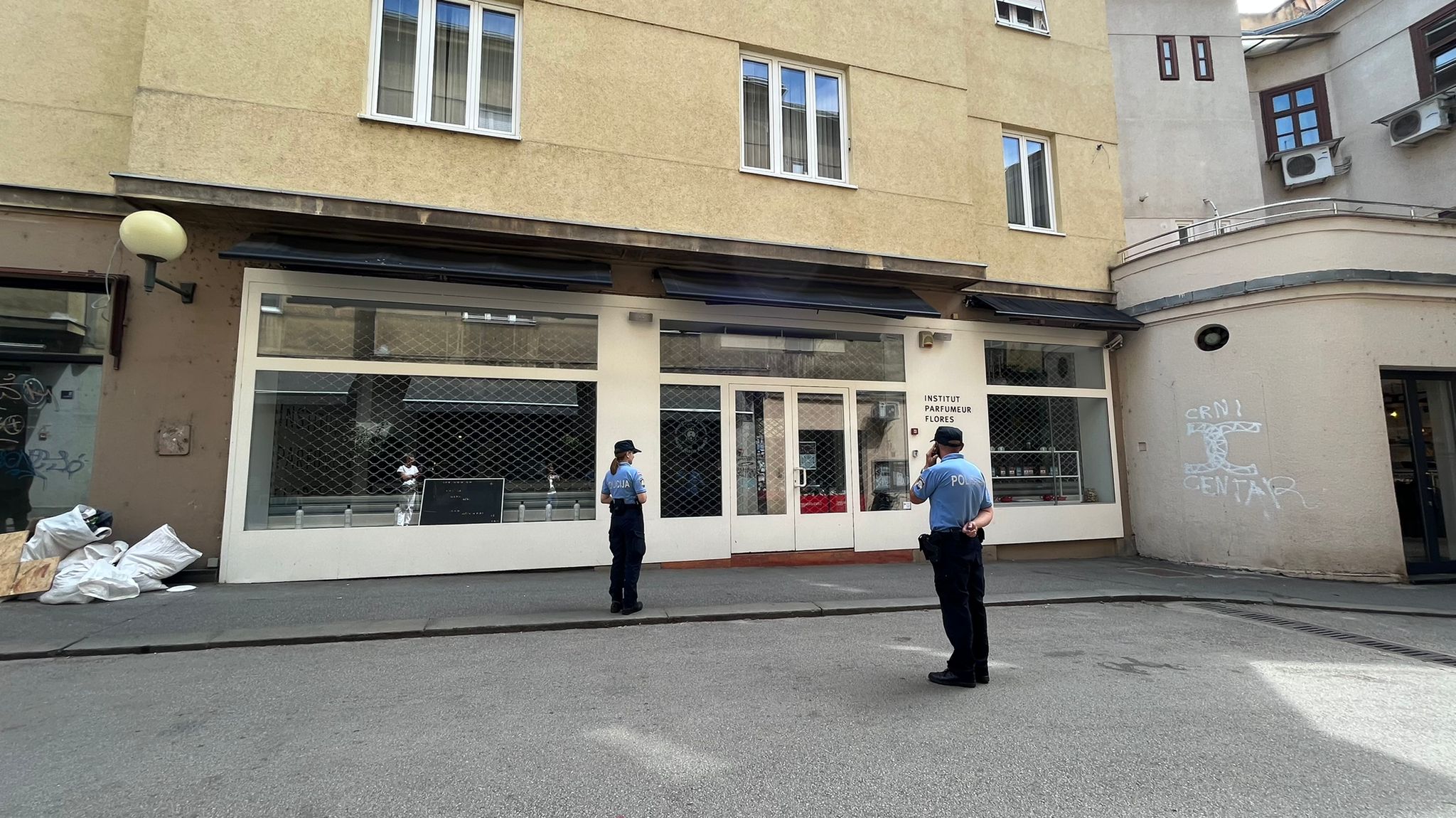 dežmanova, deložacija