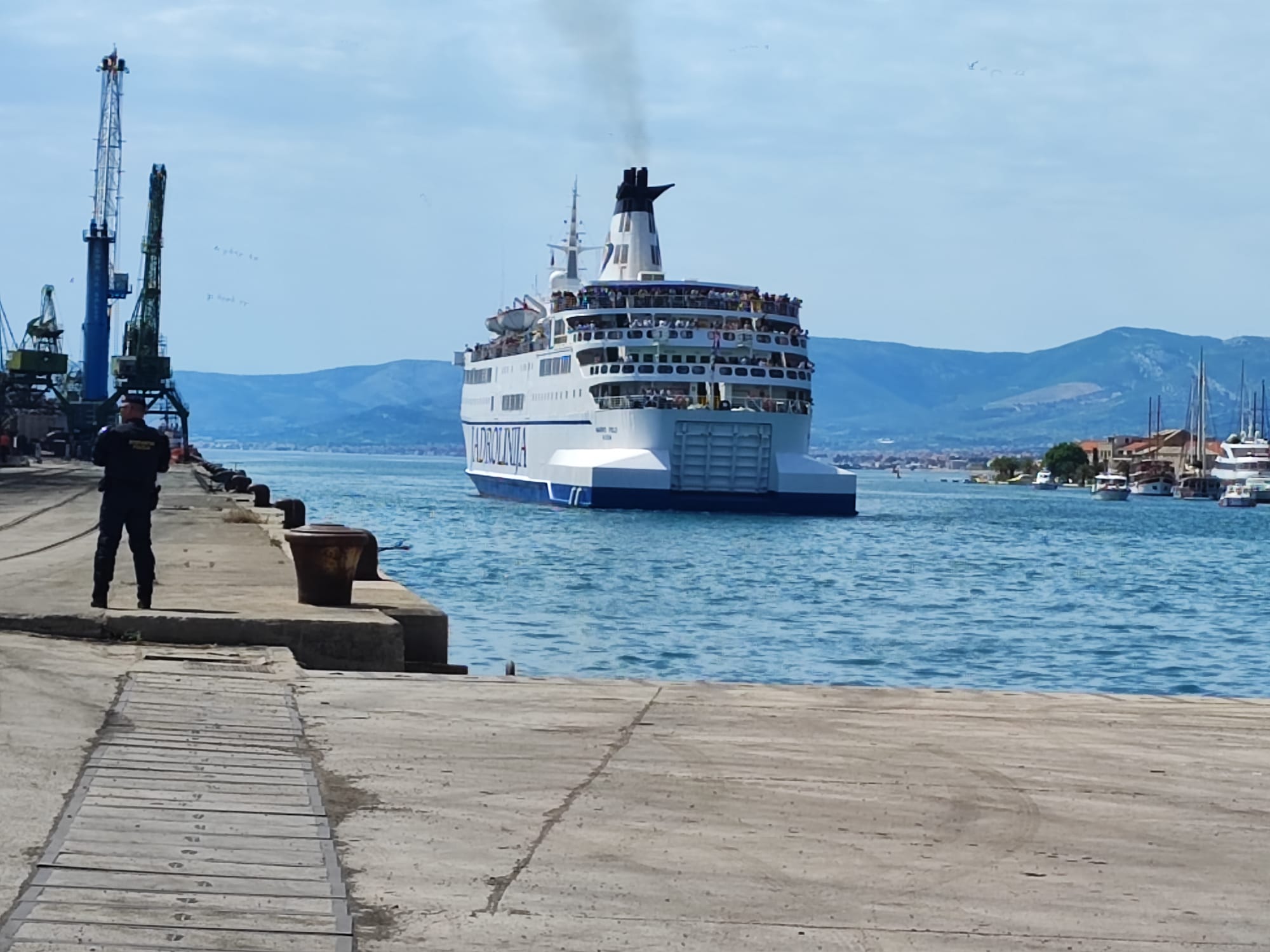 N1 / Božidar Lončar