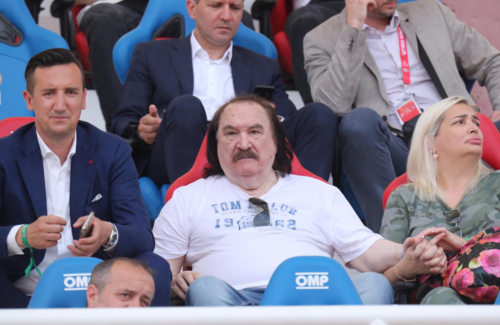 Split: Stadion Poljud,  Finale Hrvatskog nogometnog kupa HNK Hajduk - HNK Rijeka, svečana loža