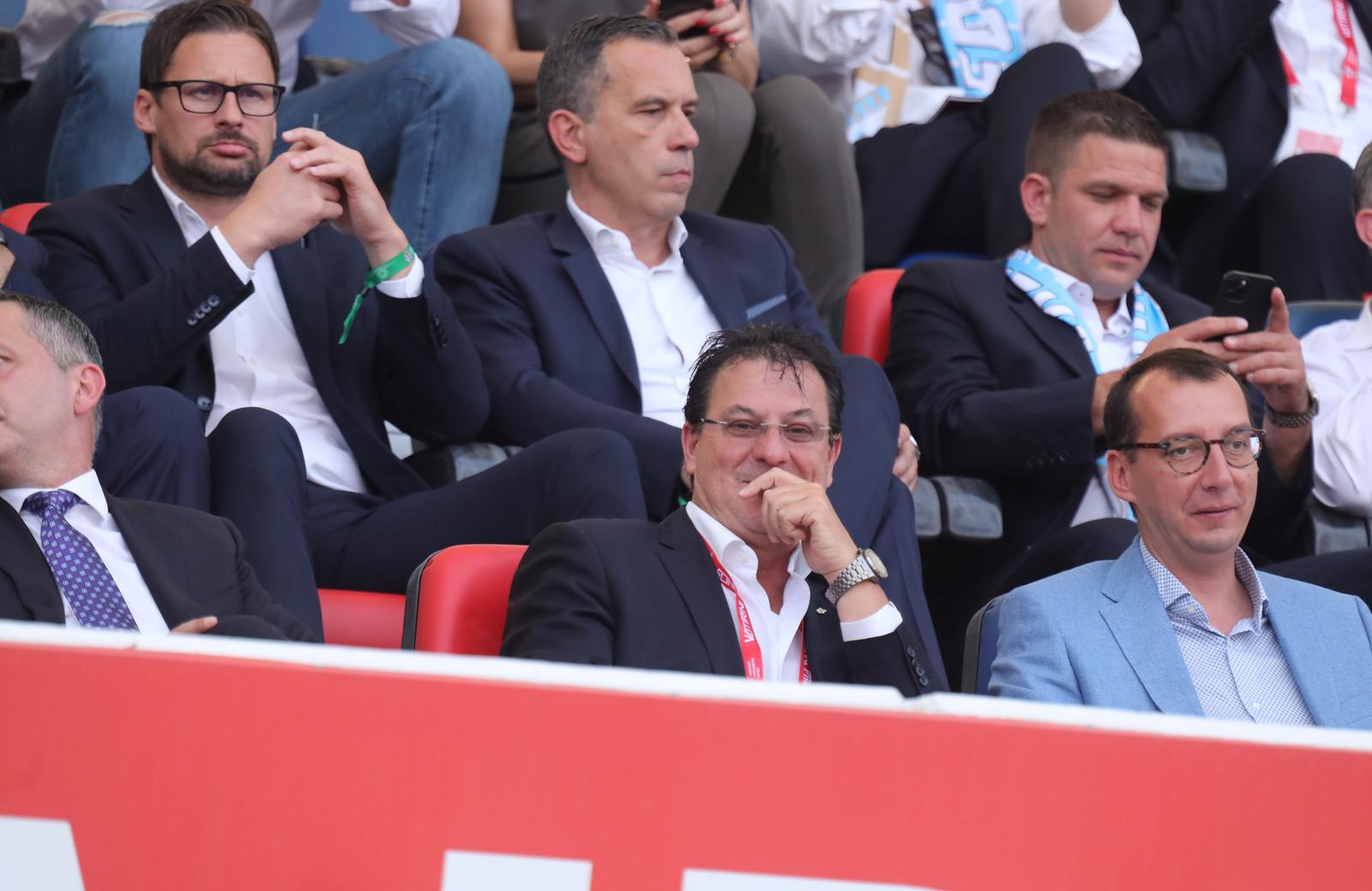 Split: Stadion Poljud,  Finale Hrvatskog nogometnog kupa HNK Hajduk - HNK Rijeka, svečana loža