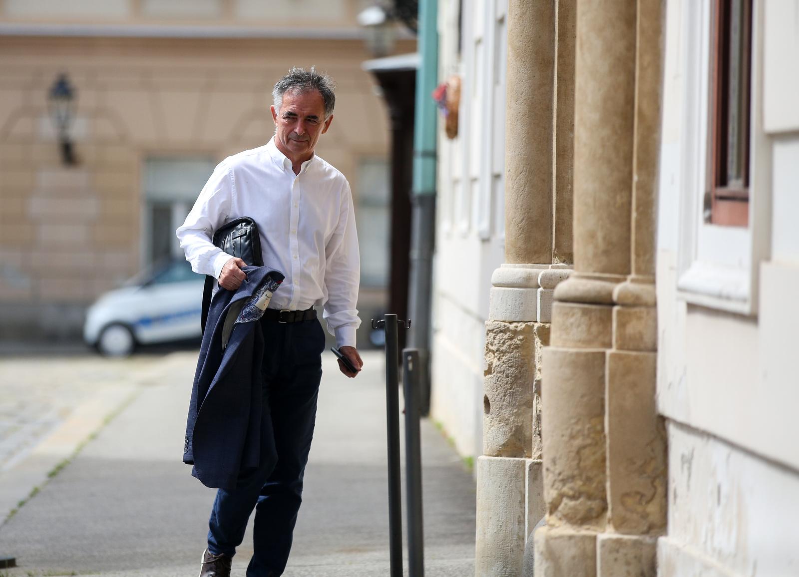 Zagreb: Dolazak koalicijskih partnera na sastanak parlamentarne većine