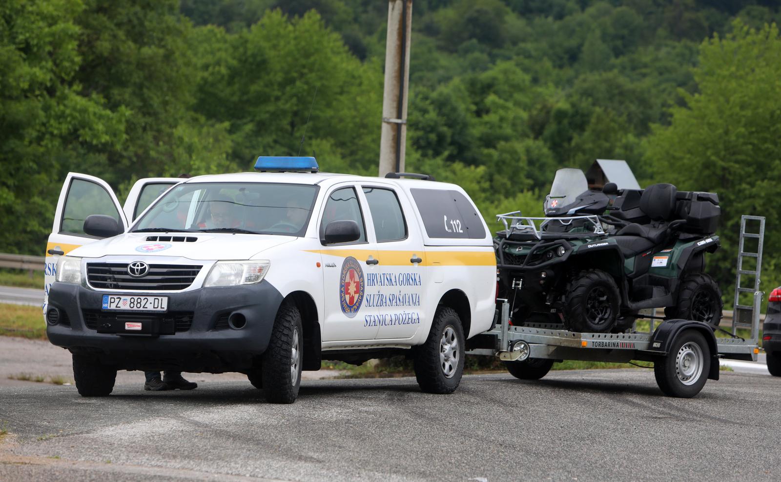 Rakovica: HGSS dronom pronašao nestalu cessnu