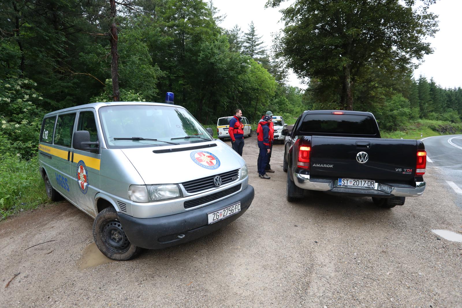 Rakovica: HGSS dronom pronašao nestalu cessnu