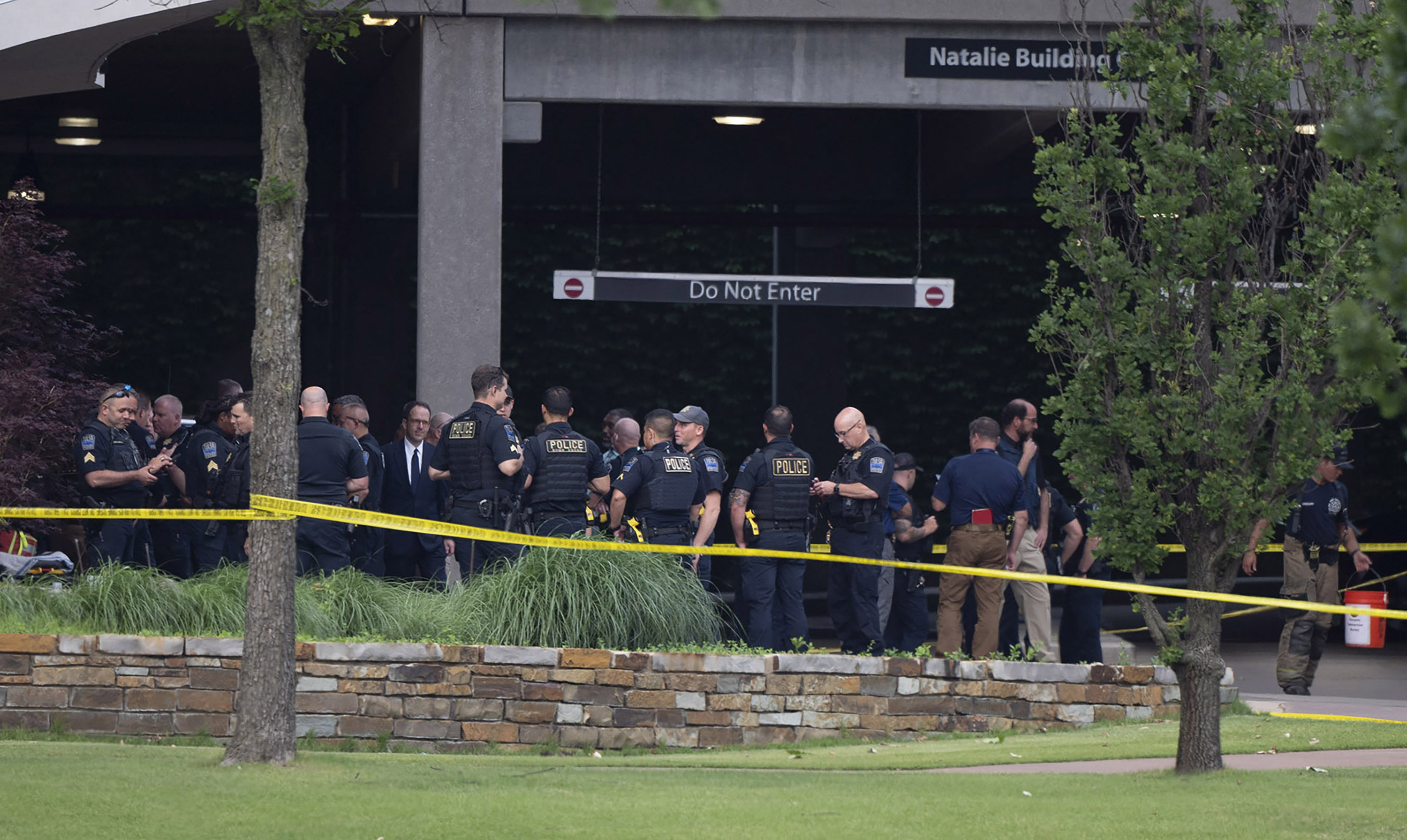 Shooting At Tulsa Medical Building Leaves Four Dead