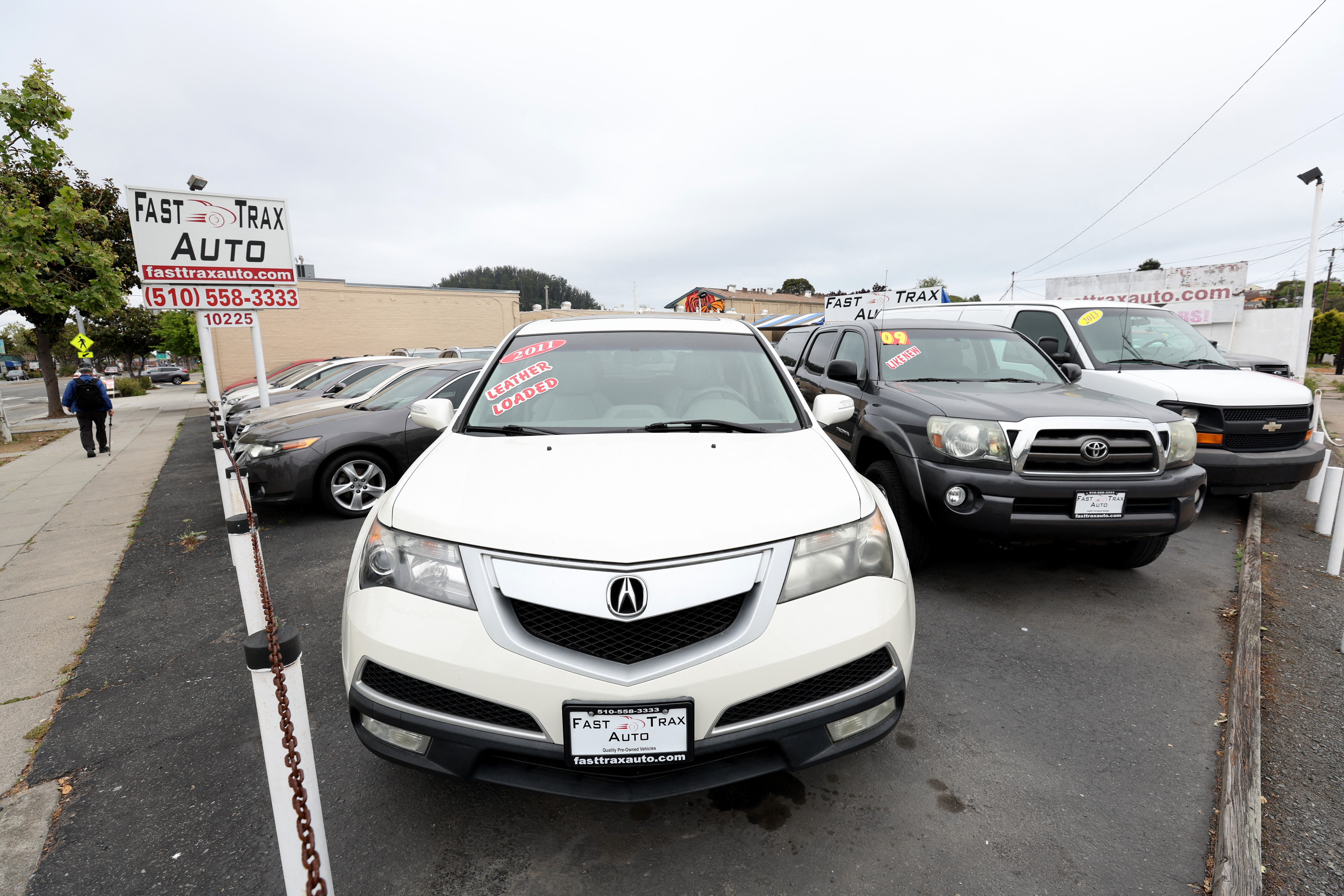 Prices Of Used Cars Begin To Slightly Decline