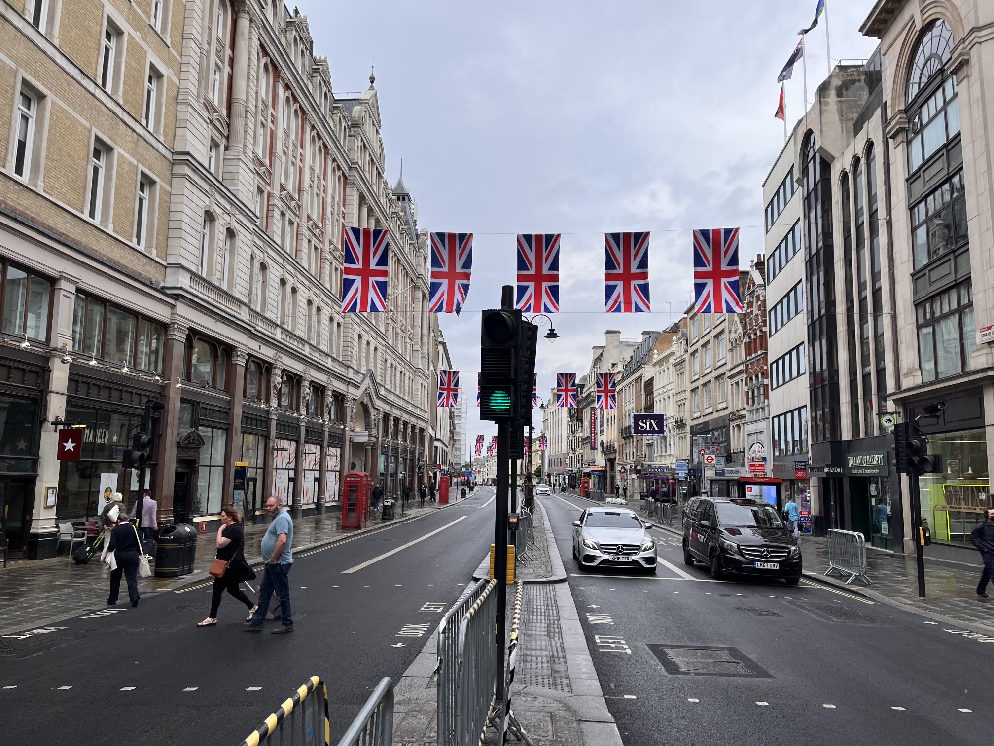 kraljičin jubilej, britanska zastava, velika britanija,