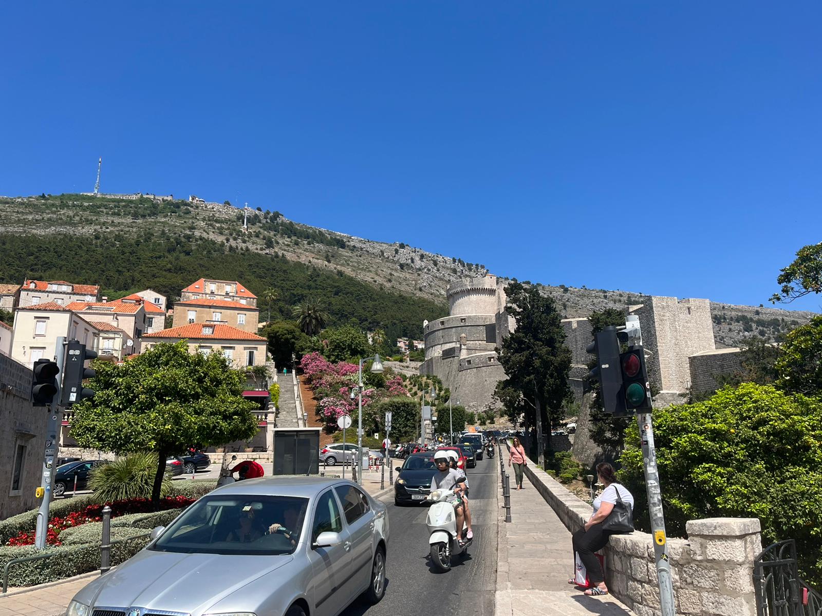 dubrovnik, sunčano, ljudi, turisti, turizam