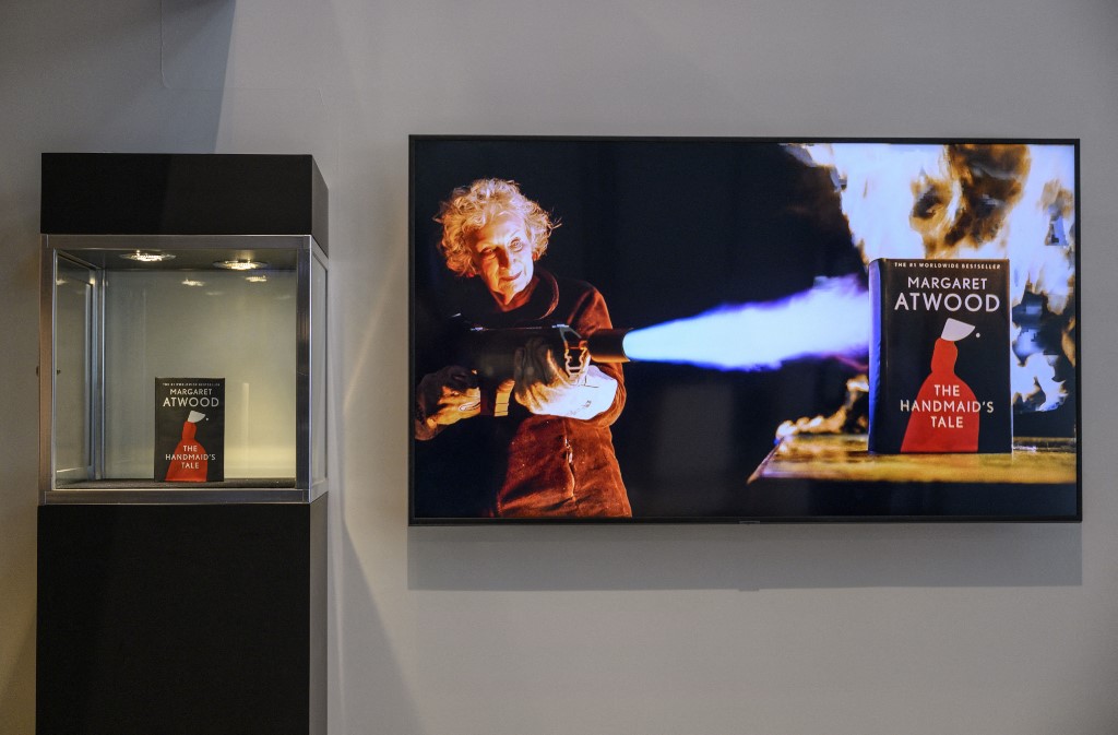 margaret atwood, sluškinjina priča