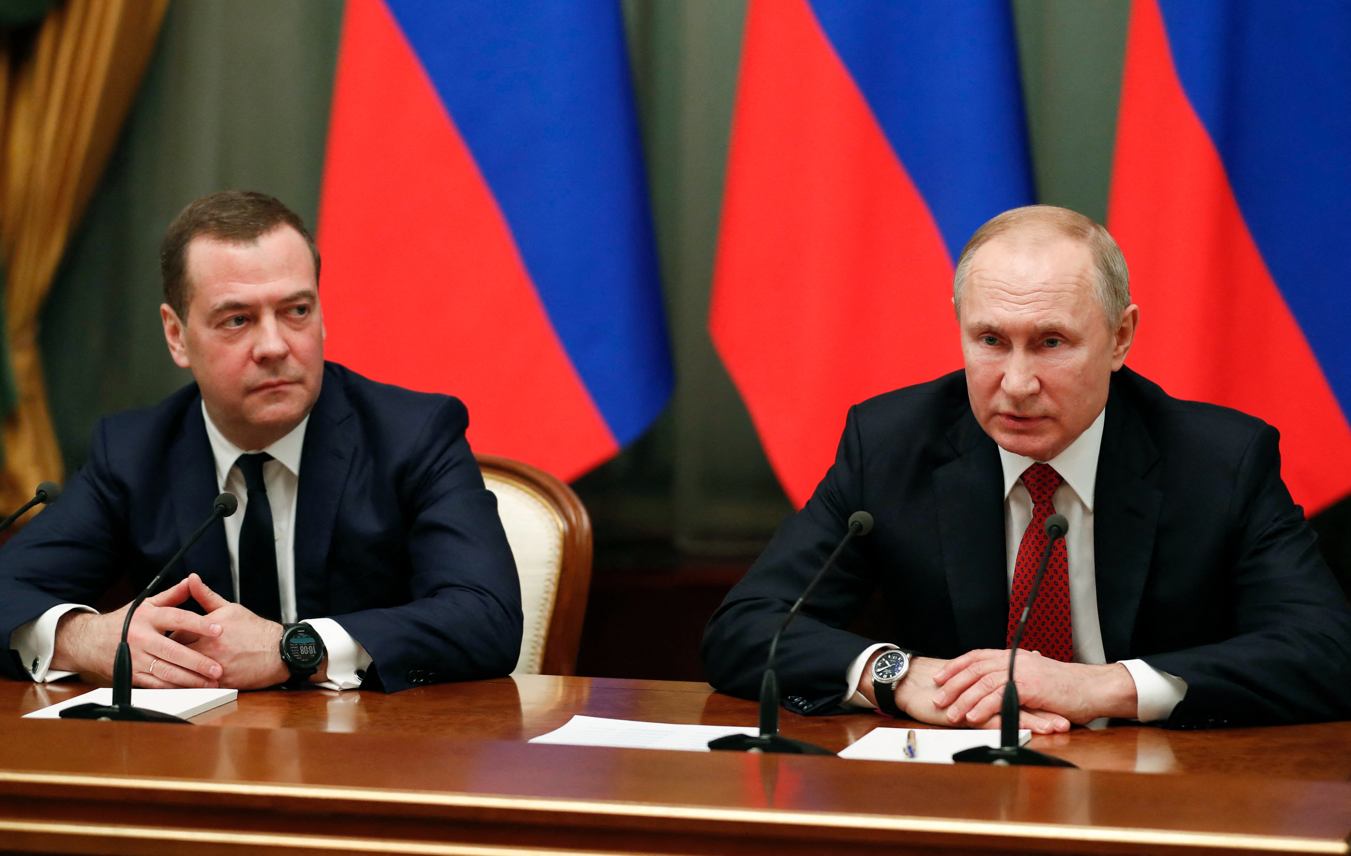 Dmitrij Medvedev,Vladimir Putin