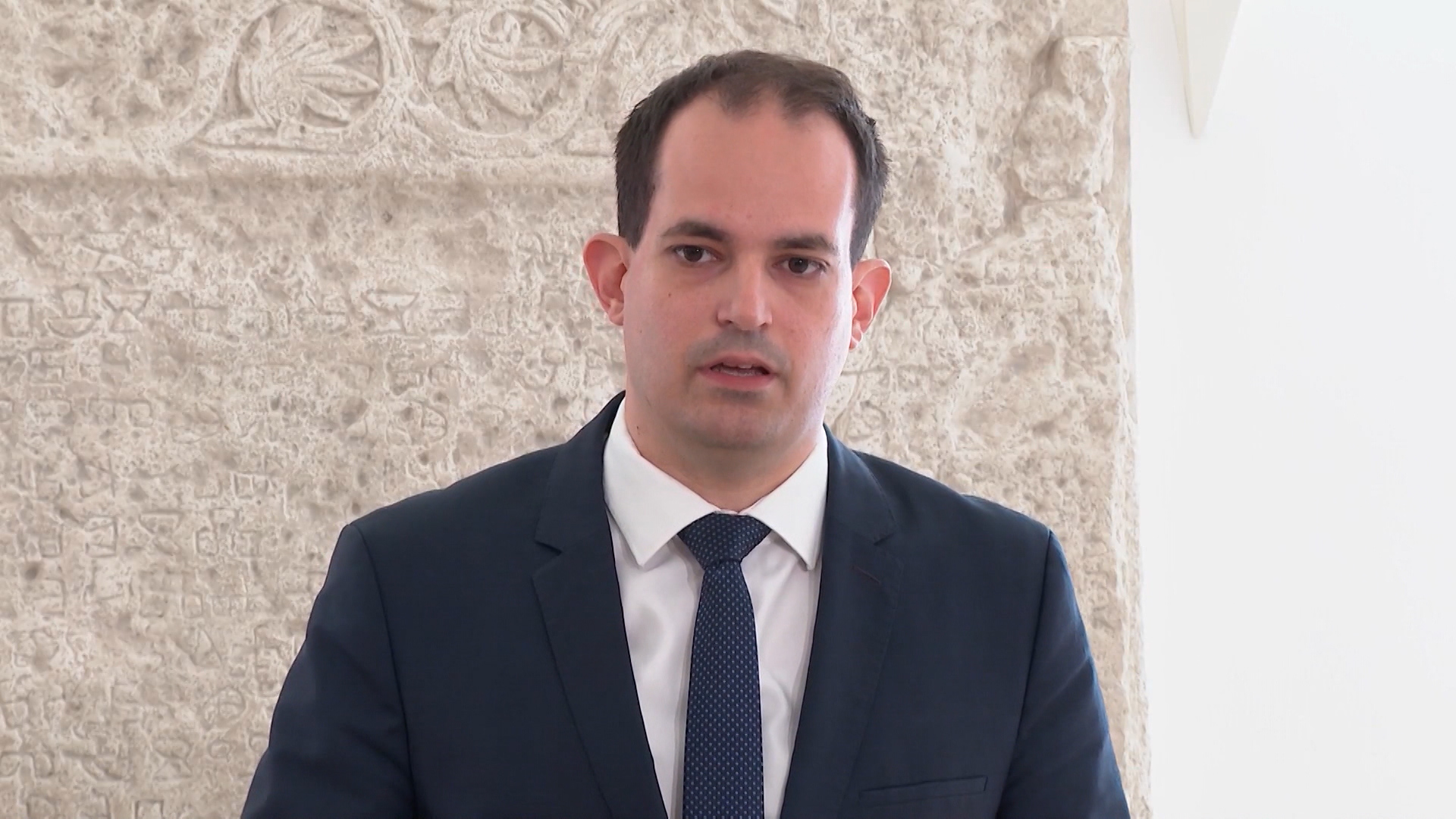 ZG-SVADA MINISTARA PKG-18-IPS-1(20220615-164247329).mxf.00_00_30_15.Still001