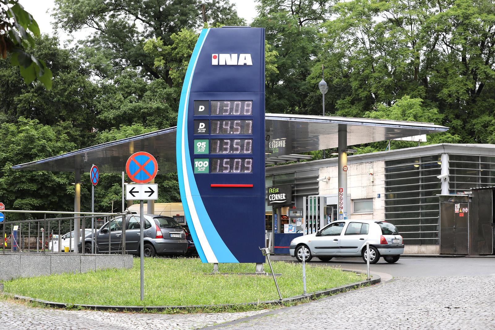 Zagreb: Odlukom Vlade cijene goriva na benzinskim postajama pojeftinile