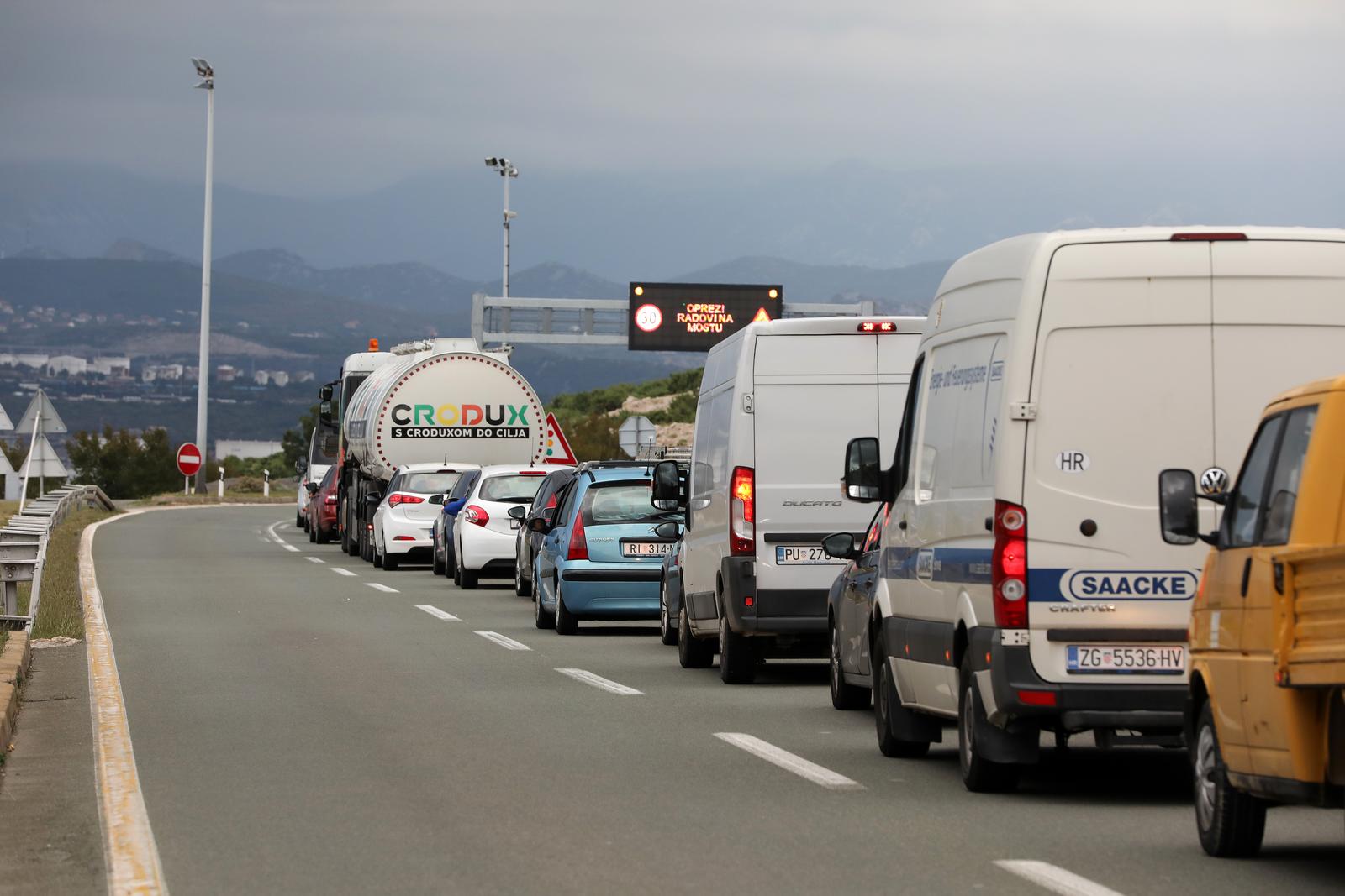 Stvaraju se guve na Kr?kom mostu zbog radova