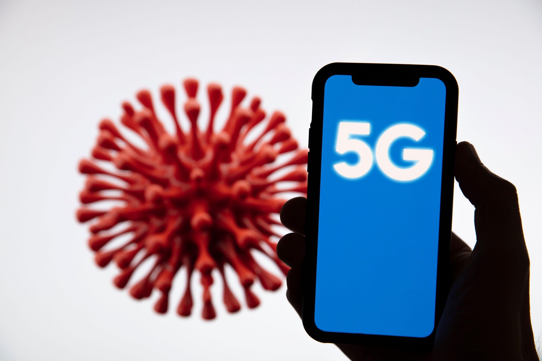 5G mobile phone network technology and link to coronavirus covid-19 outbreak