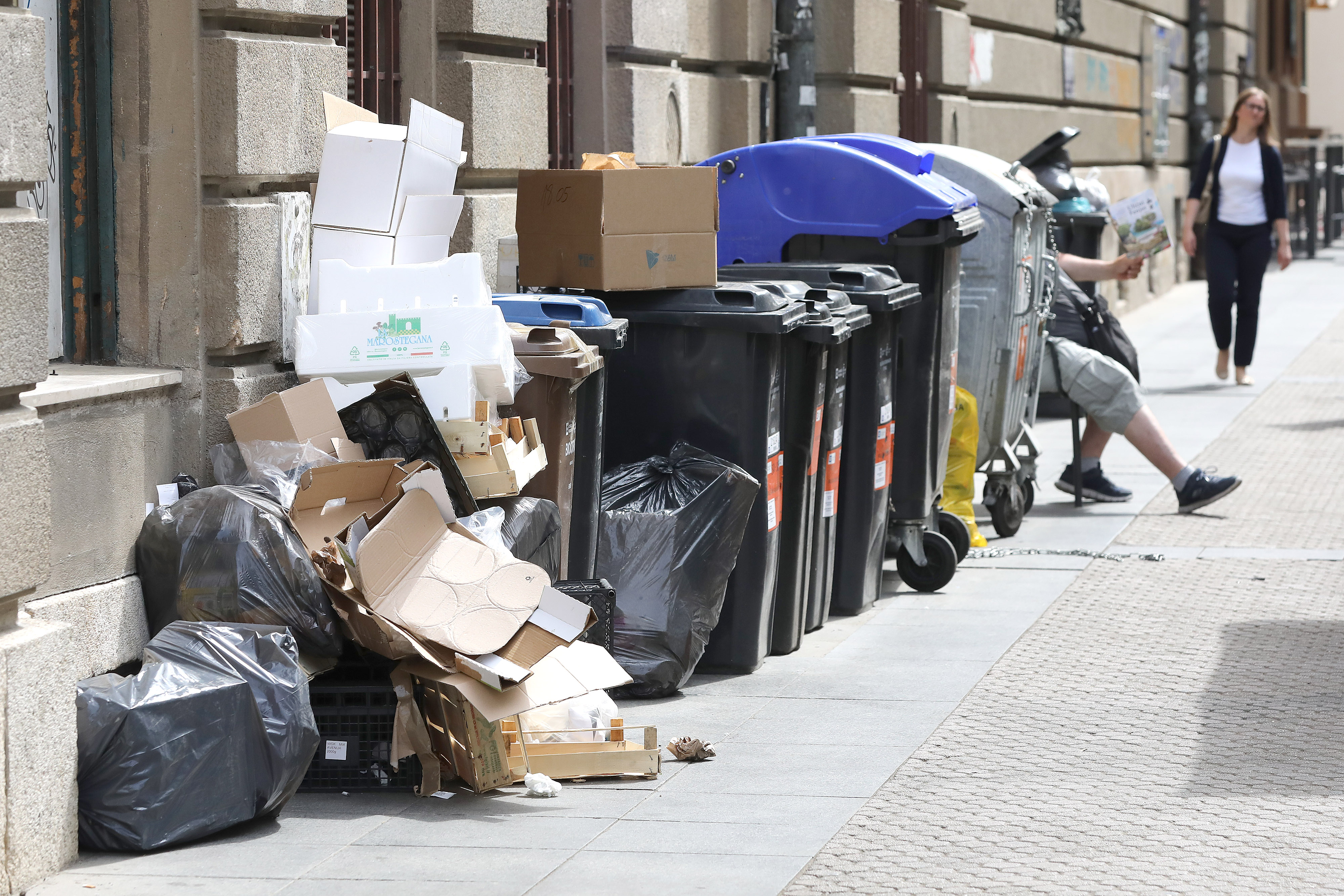 Zagreb zatrpan smećem