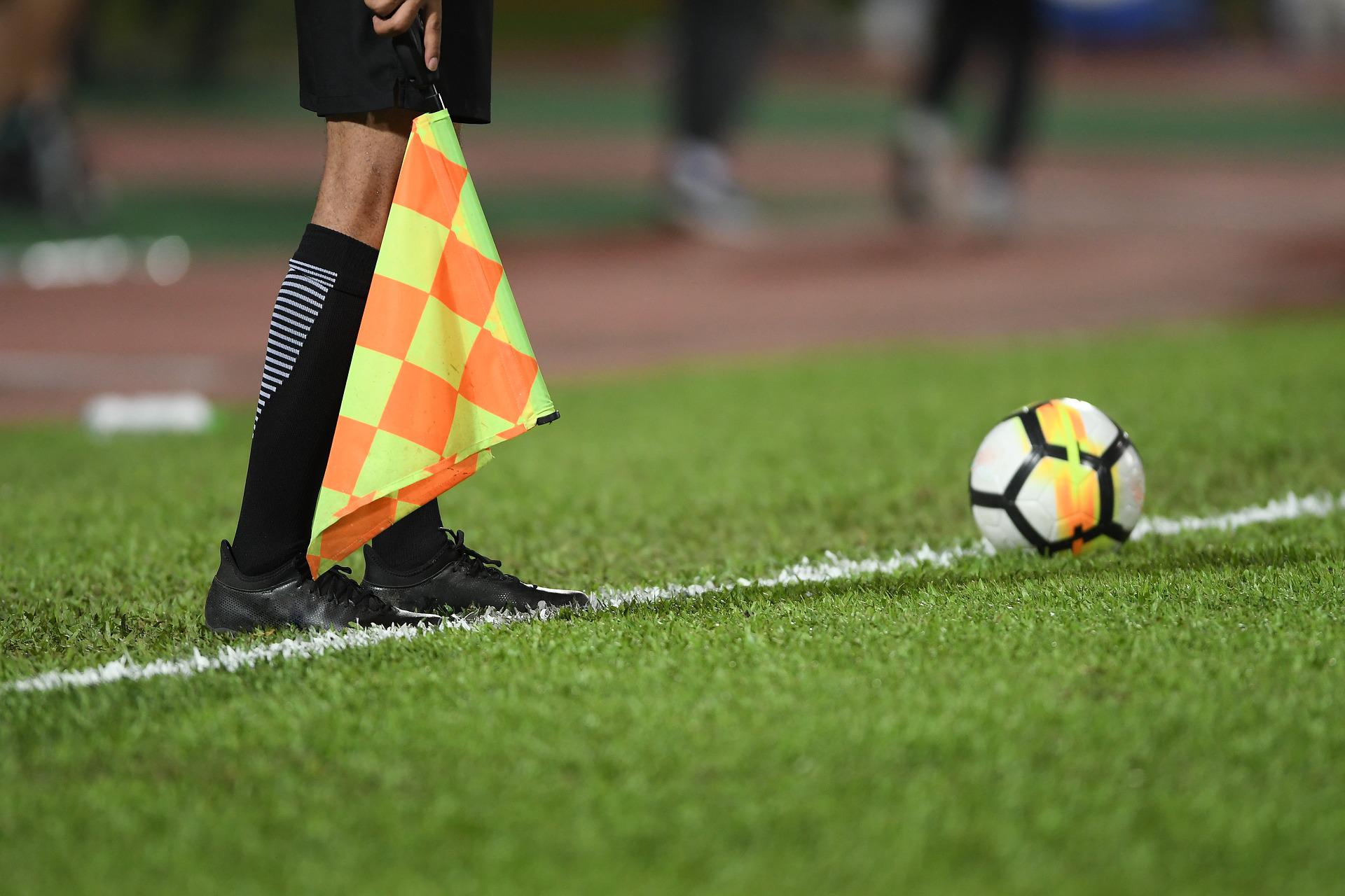referee, nogomet, sudac, fudbal, zaleđe, ofsajd, offside, sudac, korner,
