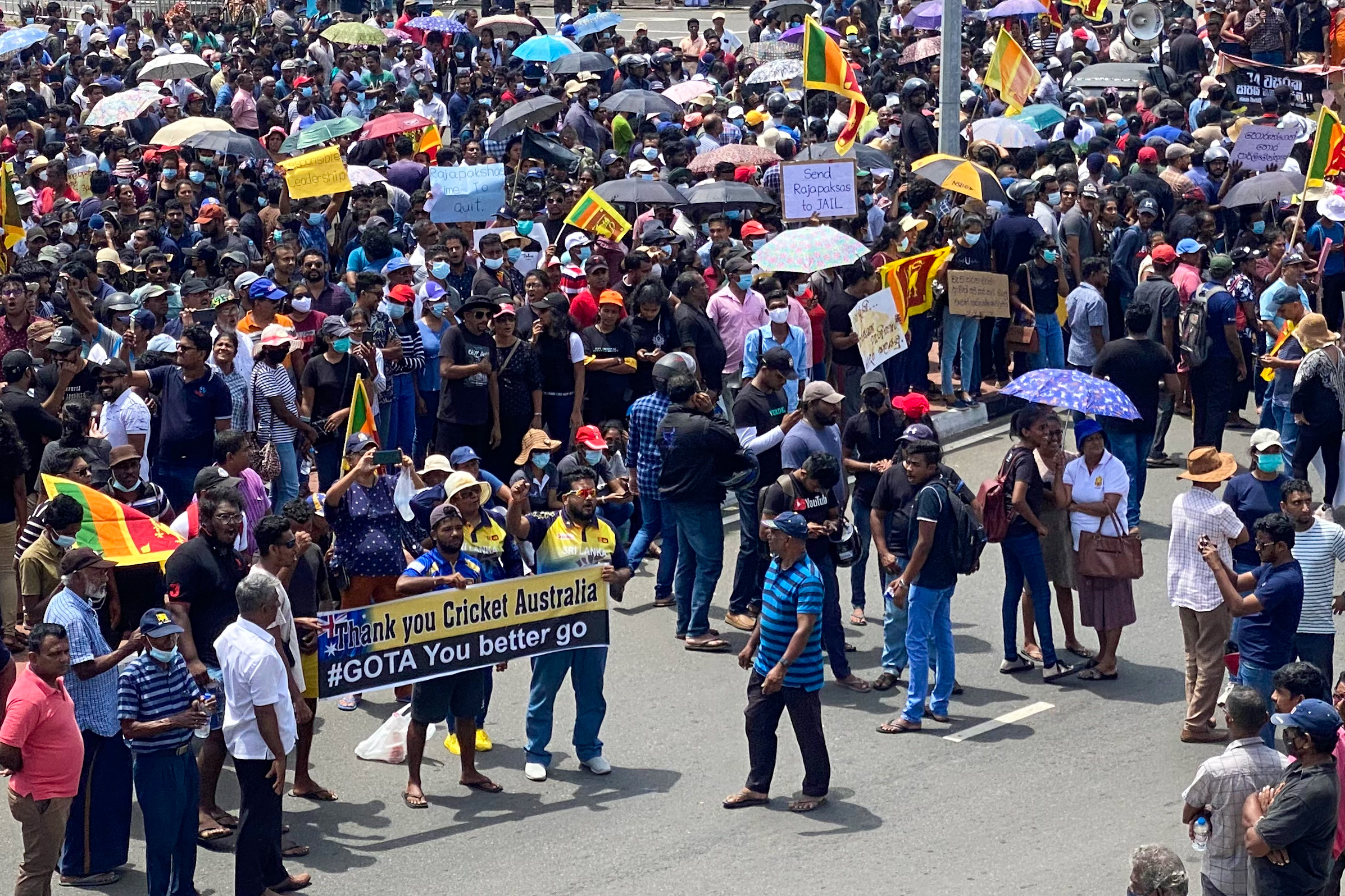 CRICKET-SRI-AUS-TEST-PROTEST