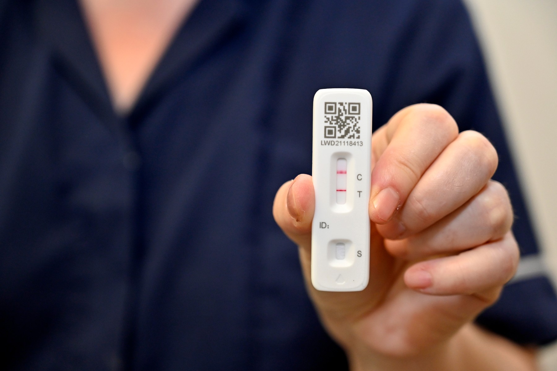 Positive lateral flow test for Covid-19