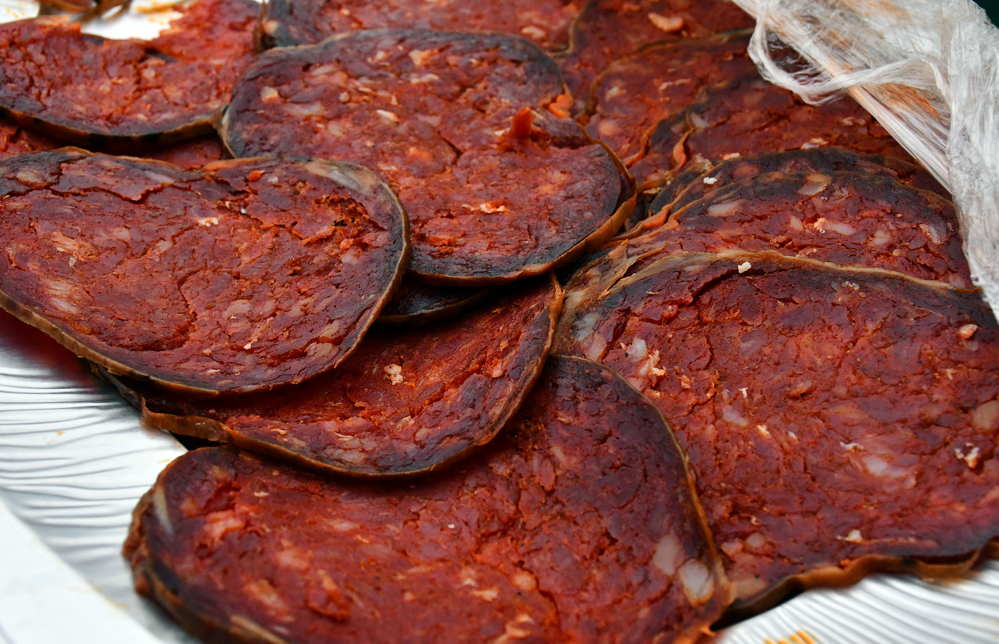 Požega: Održan Festival kulena i vina i tradicionalni Ivanjski krijes