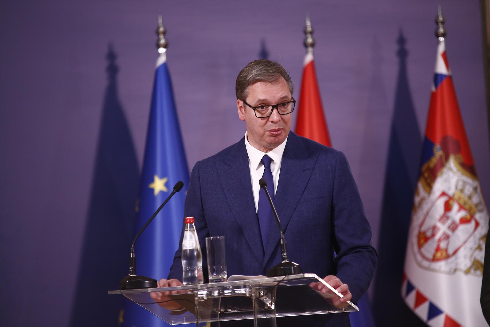 Vučić ugostio prvu generaciju polaznika programa "Barvalipe – Romi u javnoj upravi Srbije"