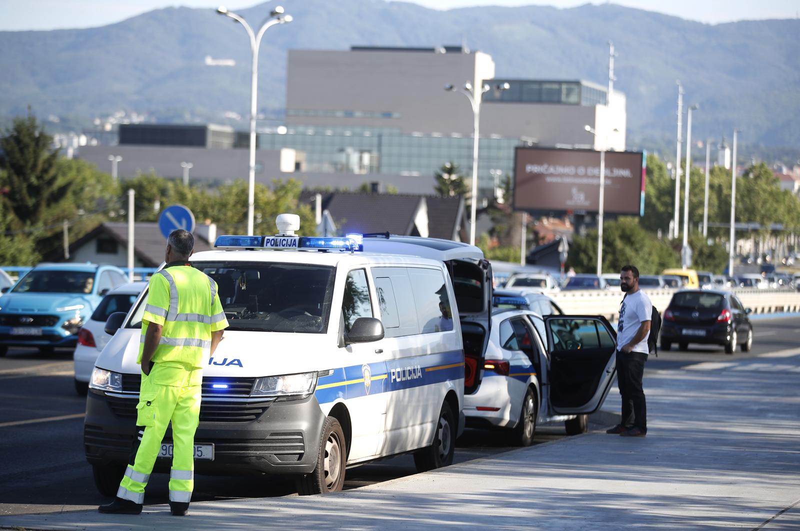 Teška nesreća na zagrebačkom Mostu slobode, promet otežan