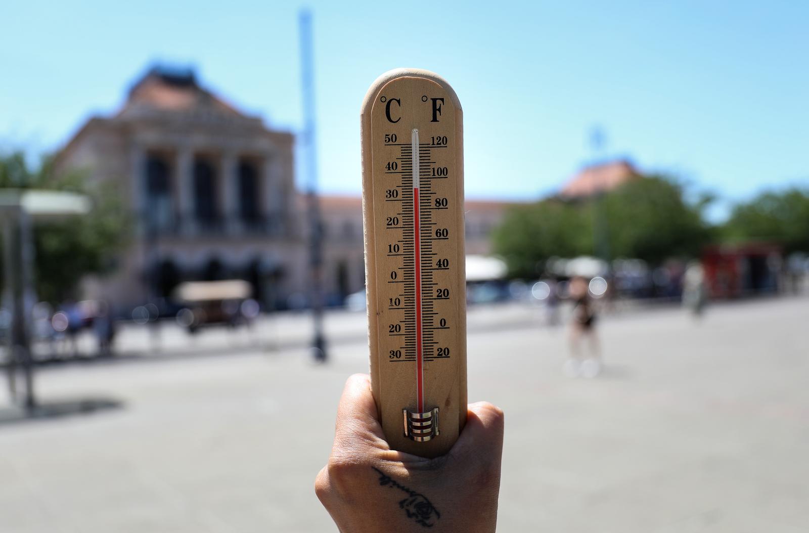 Temperature se u Hrvatskoj približavaju 40°C, vrhunac se očekuje u subotu