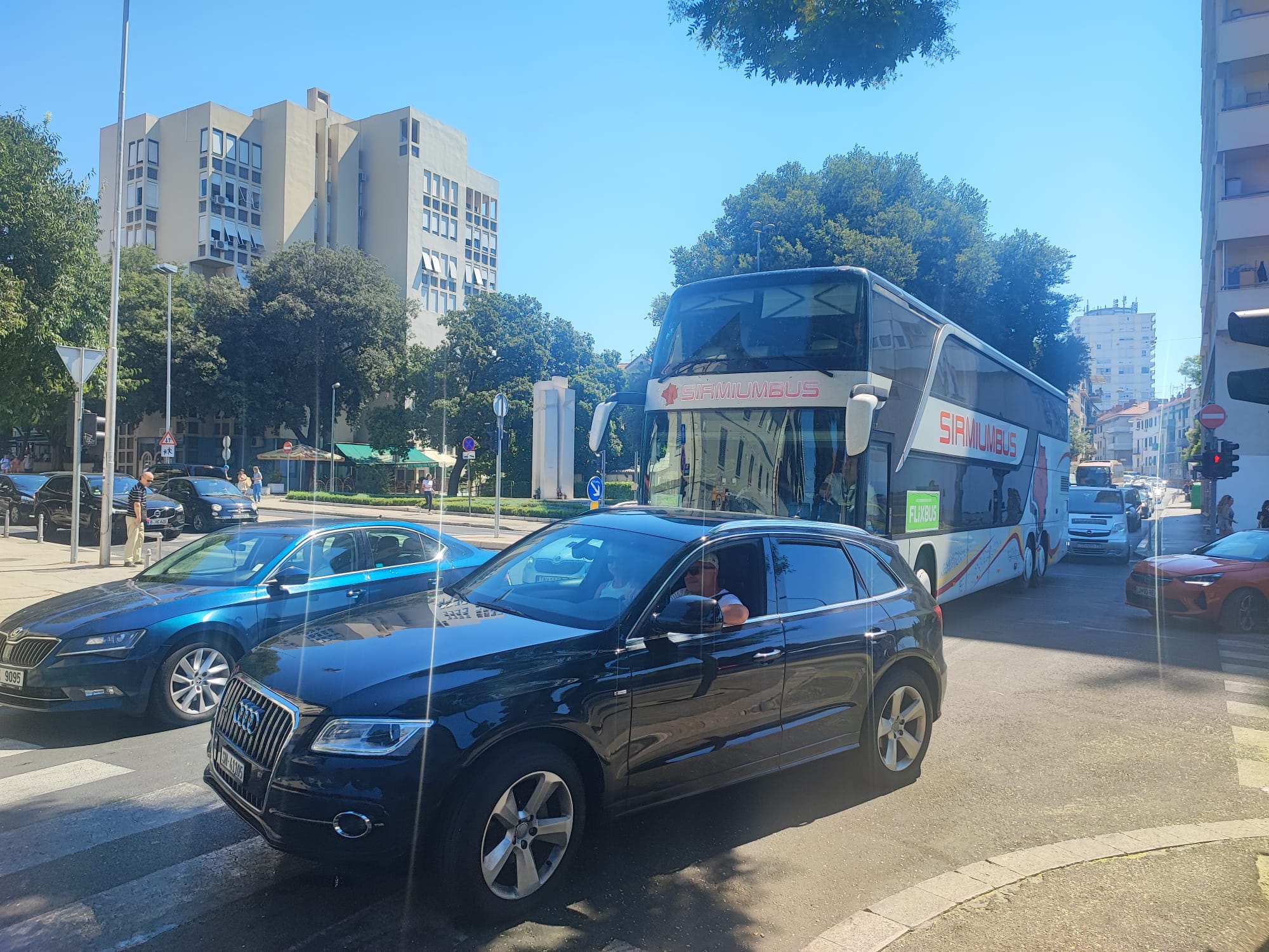 N1 / Božidar Lončar