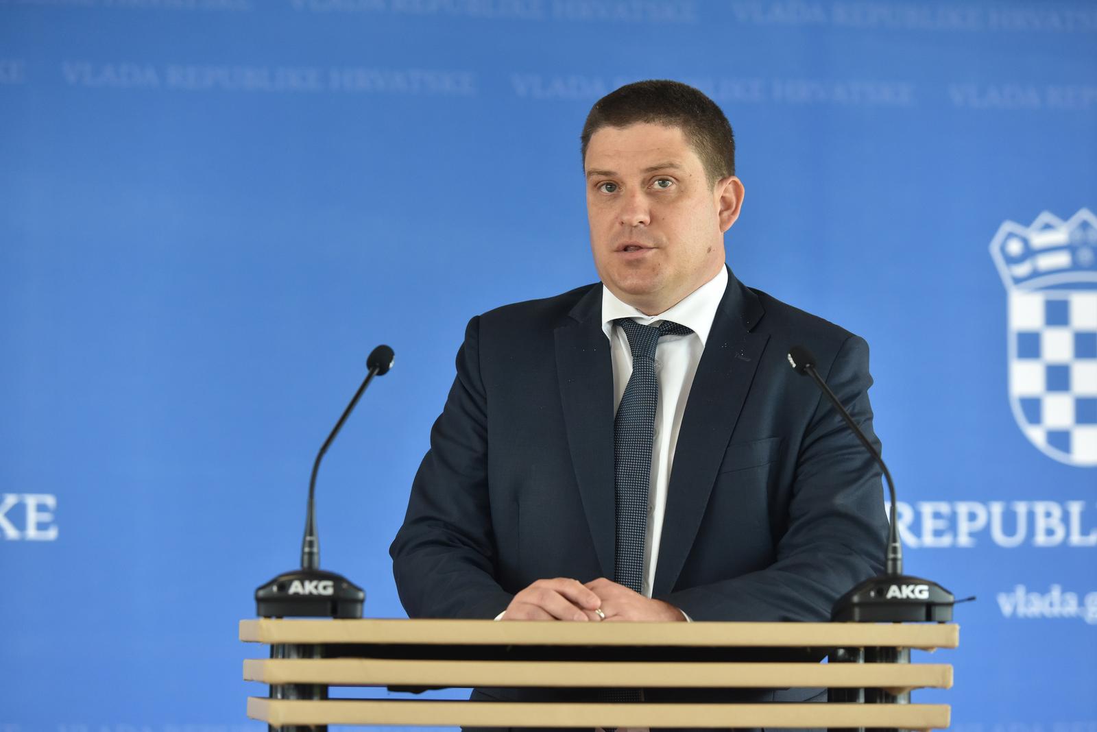 Ministar Oleg Butković na konferenciji za medije nakon održane sjednice Vlade RH