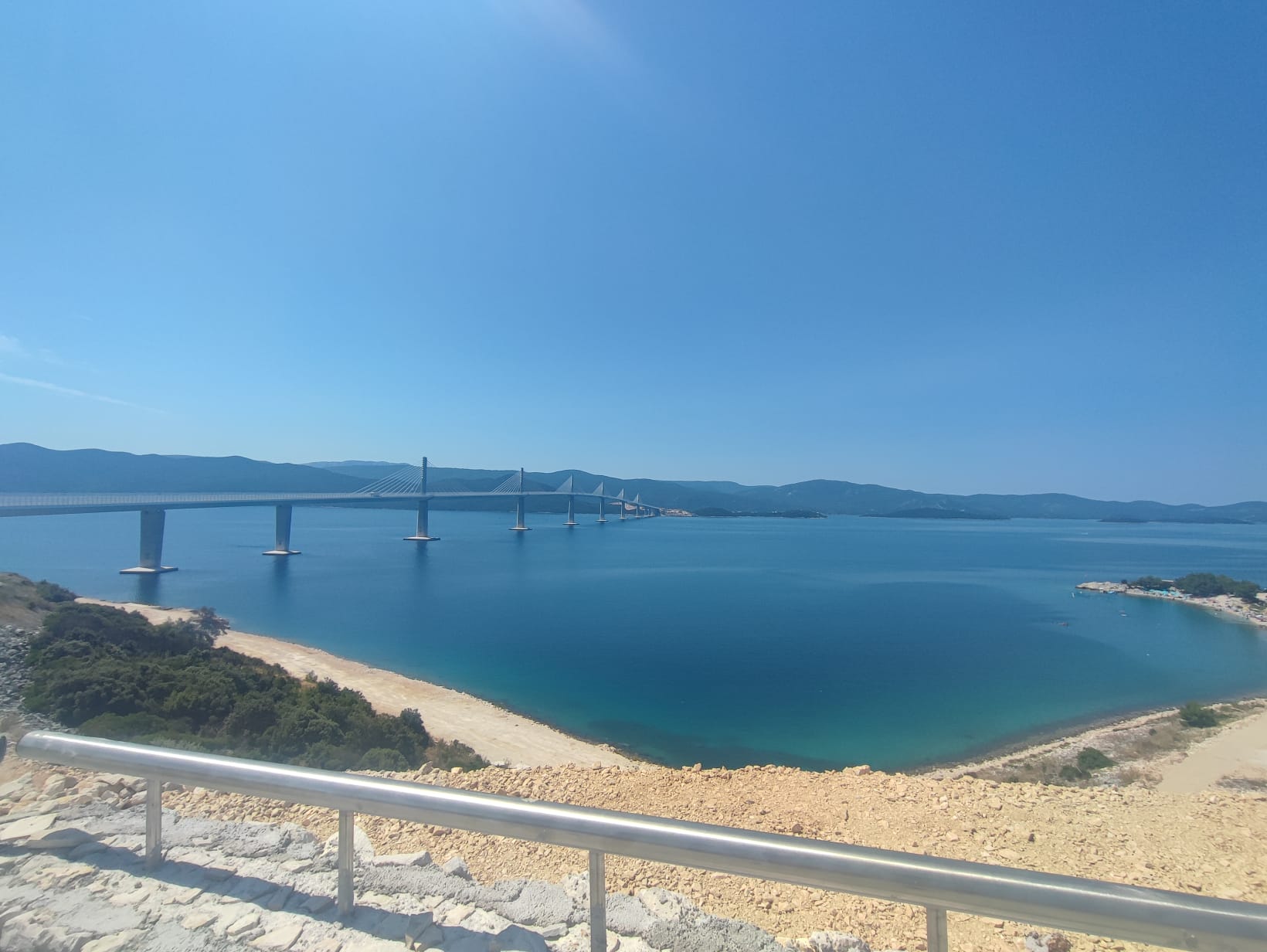 N1 / Božidar Lončar