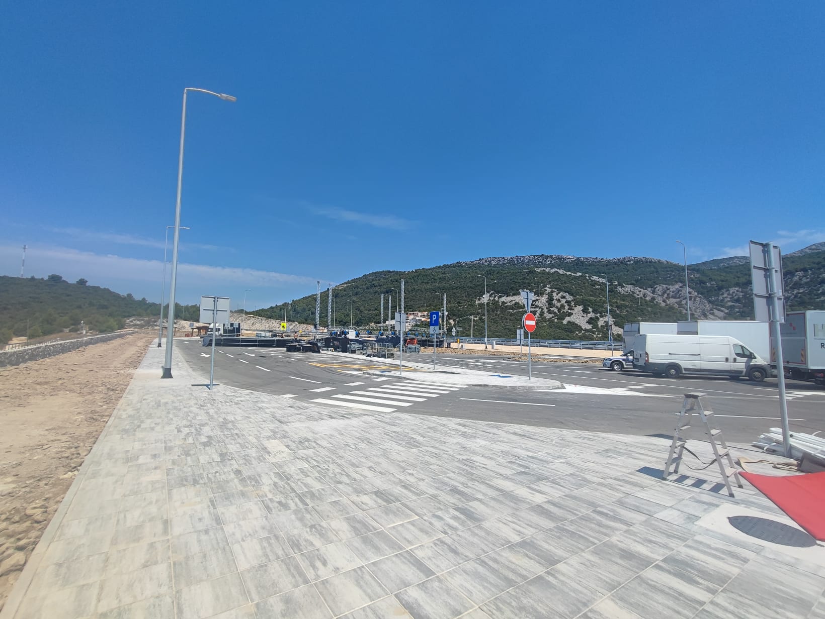 N1 / Božidar Lončar