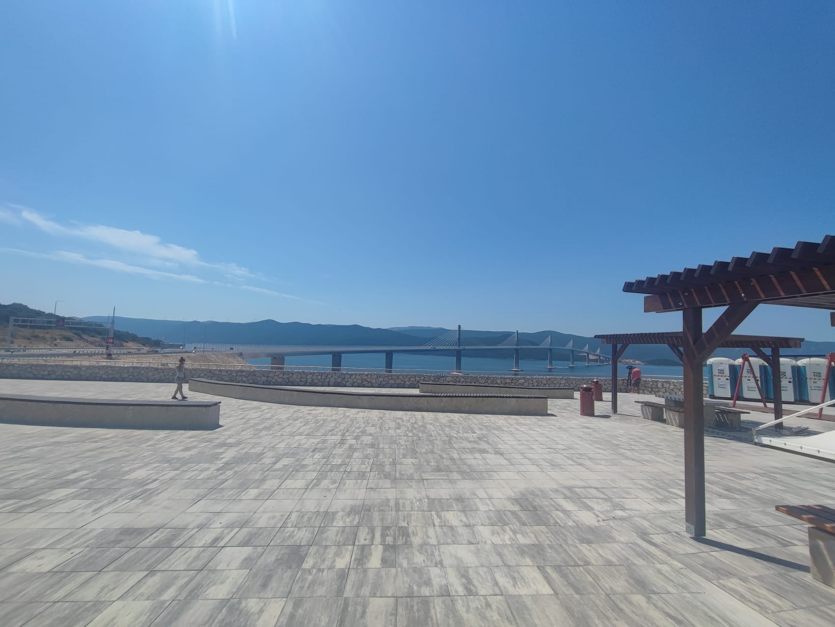 N1 / Božidar Lončar