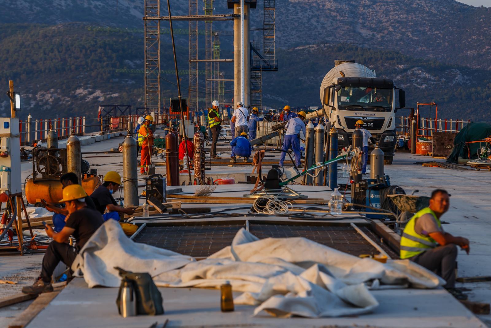 Nastavljaju se radovi na izgradnji Pelješkog mosta
