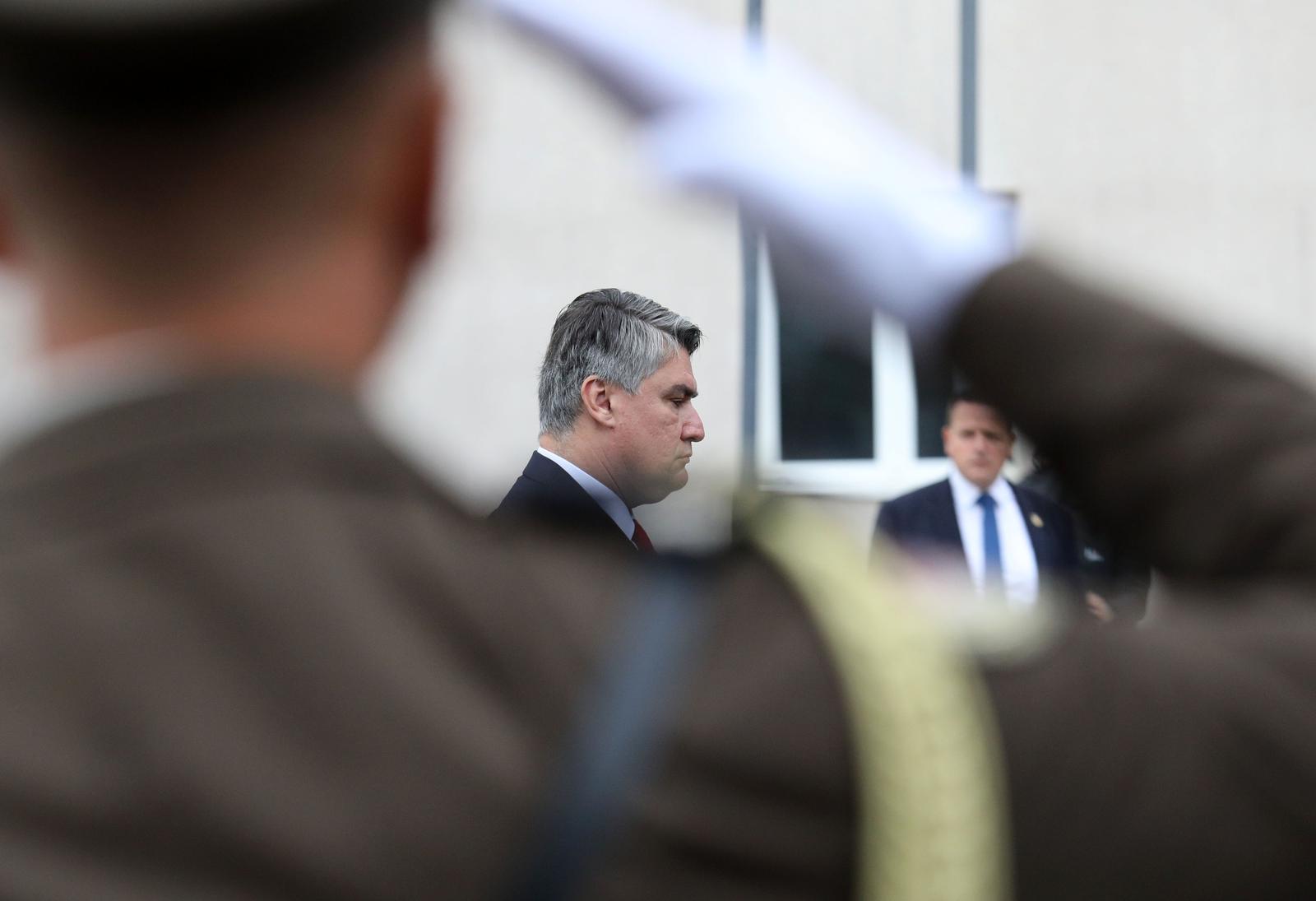 Knin: Polaganje vijenaca kod spomenika Hrvatske Pobjede Oluja 95