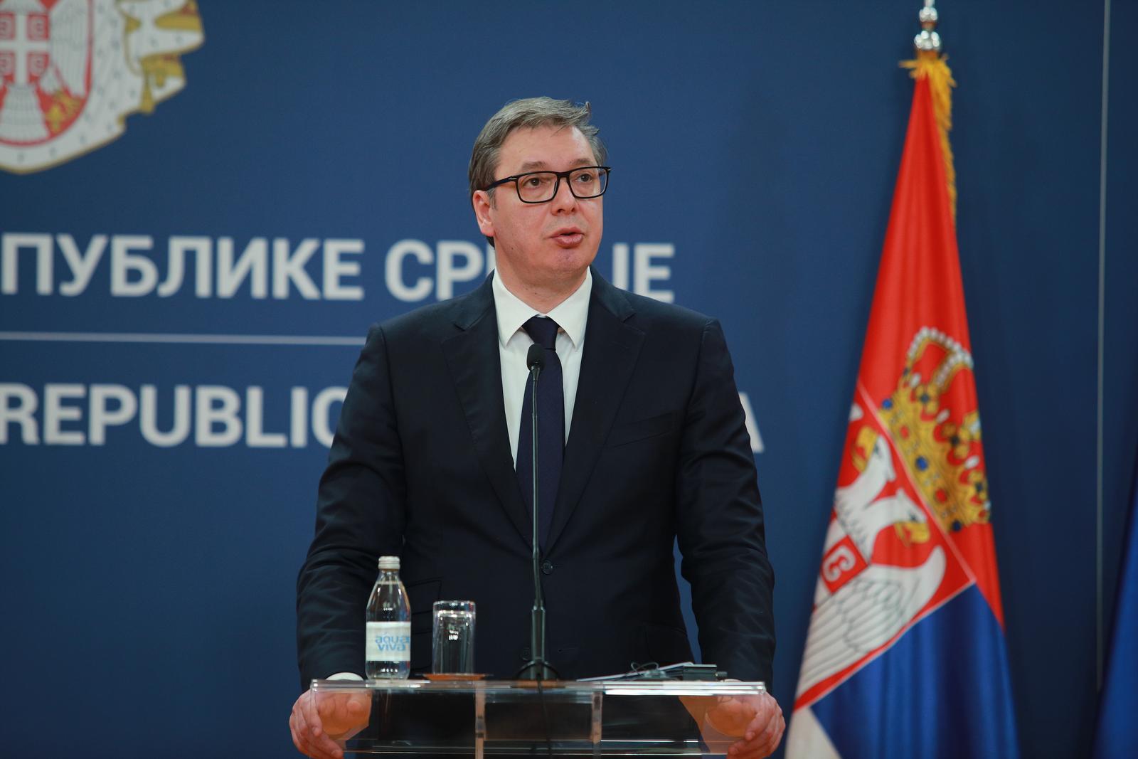 Vu?i? se u Beogradu sastao s njema?kom ministricom obrane Christine Lambrecht