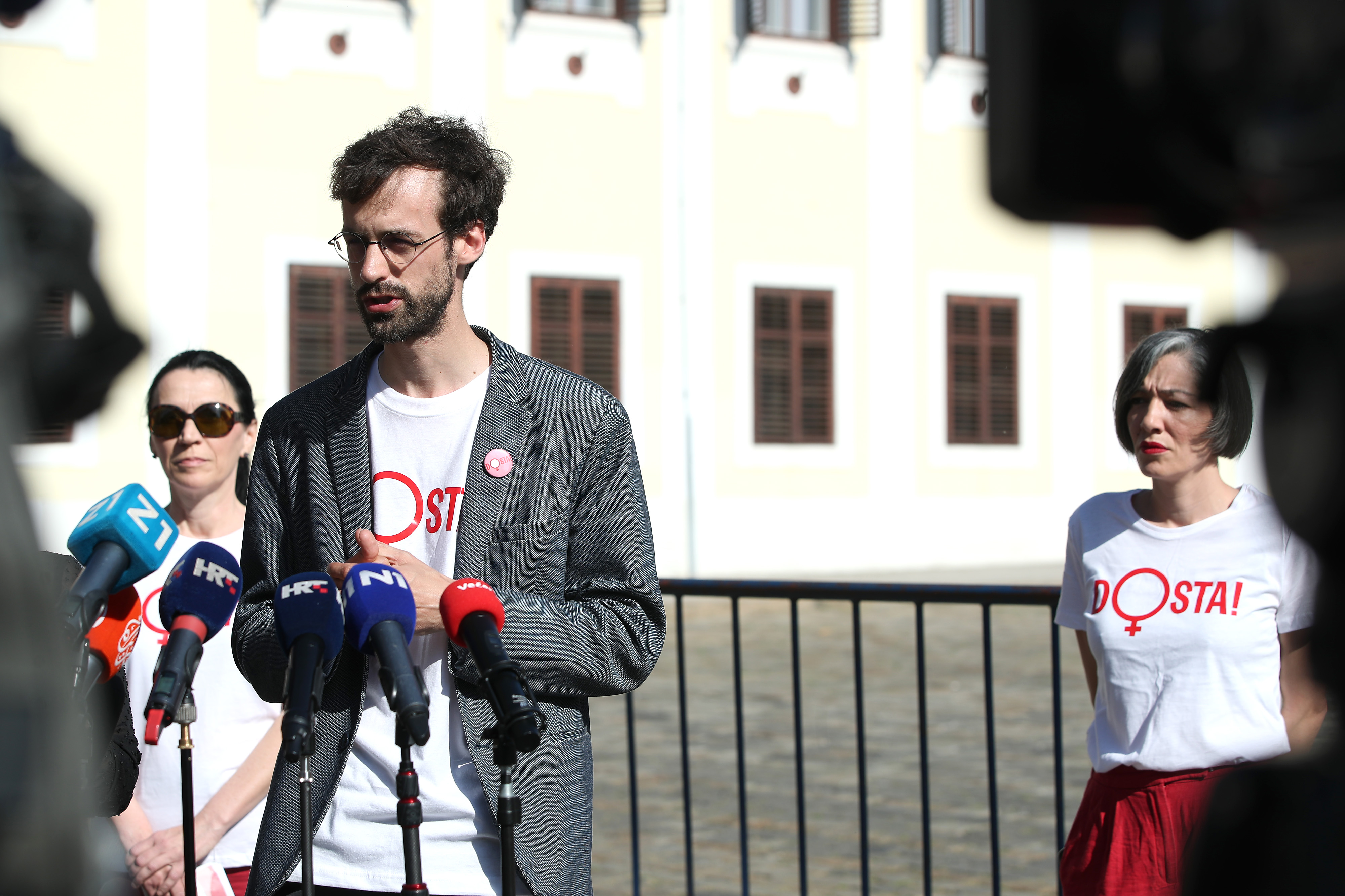 Zagreb: Konferencija za medije uoči prosvjeda protiv kršenja zakona i uskrate medicinske skrbi ženama