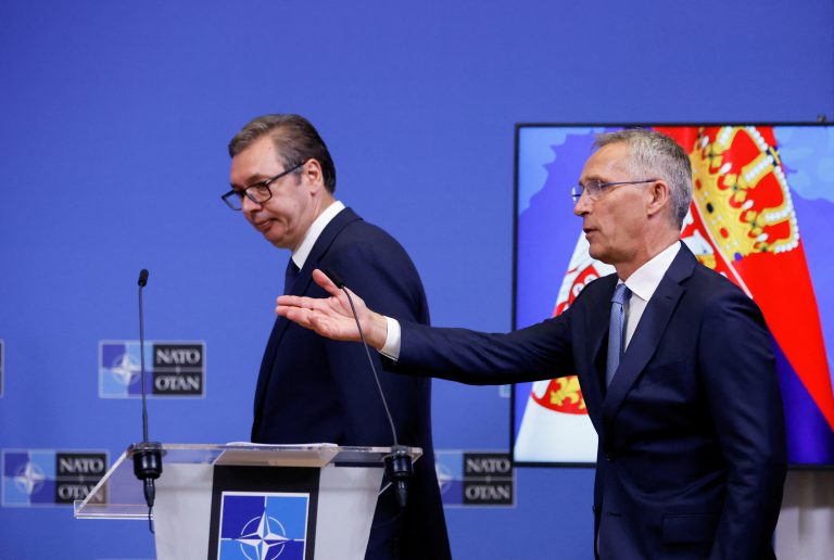 aleksandar vučić, jens stoltenberg, srbija, kosovo