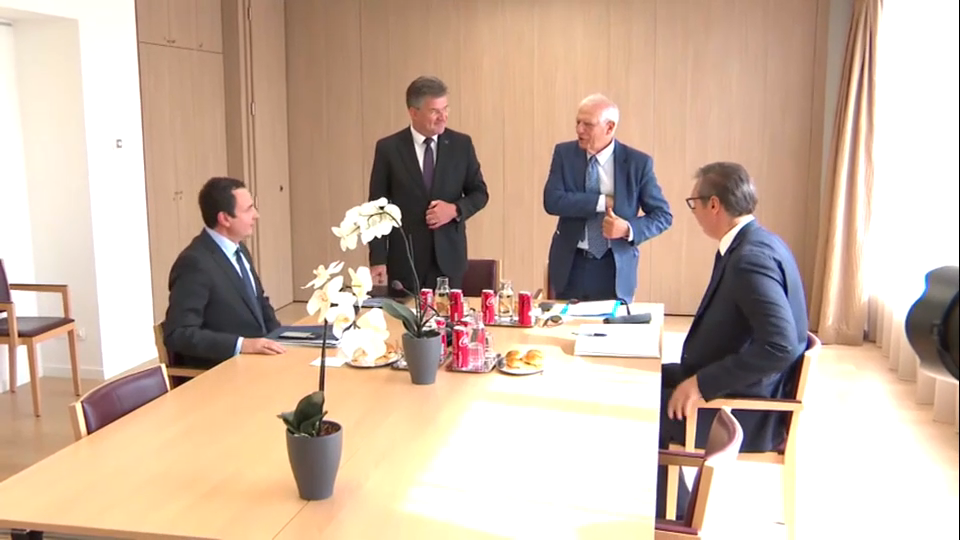 albin kurti, aleksandar vučić