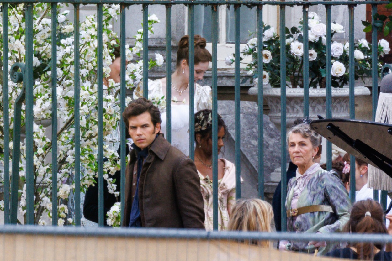 EXCLUSIVE: First Pictures of New Face Hannah Dodd As Bridgerton Season 3 Starts Filming At Bridgerton House.  Also Featuring Series Lead Luke Newton As Colin Bridgerton, With Fan Favourites Jonathan Bailey, Florence Hunt, &amp; Simone Ashley.