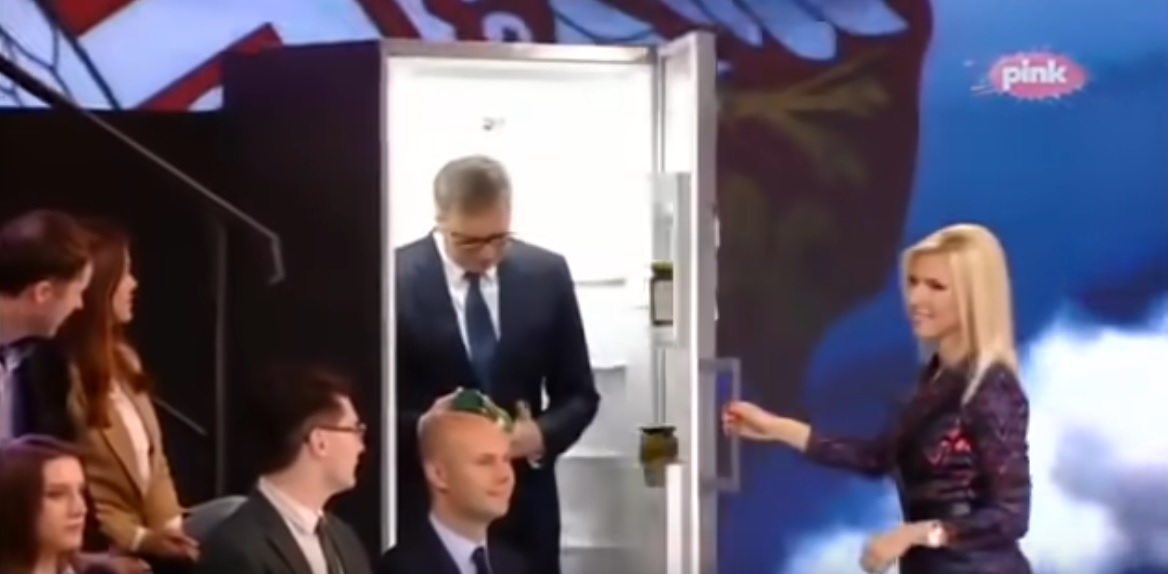 1657262001-vucic-frizider