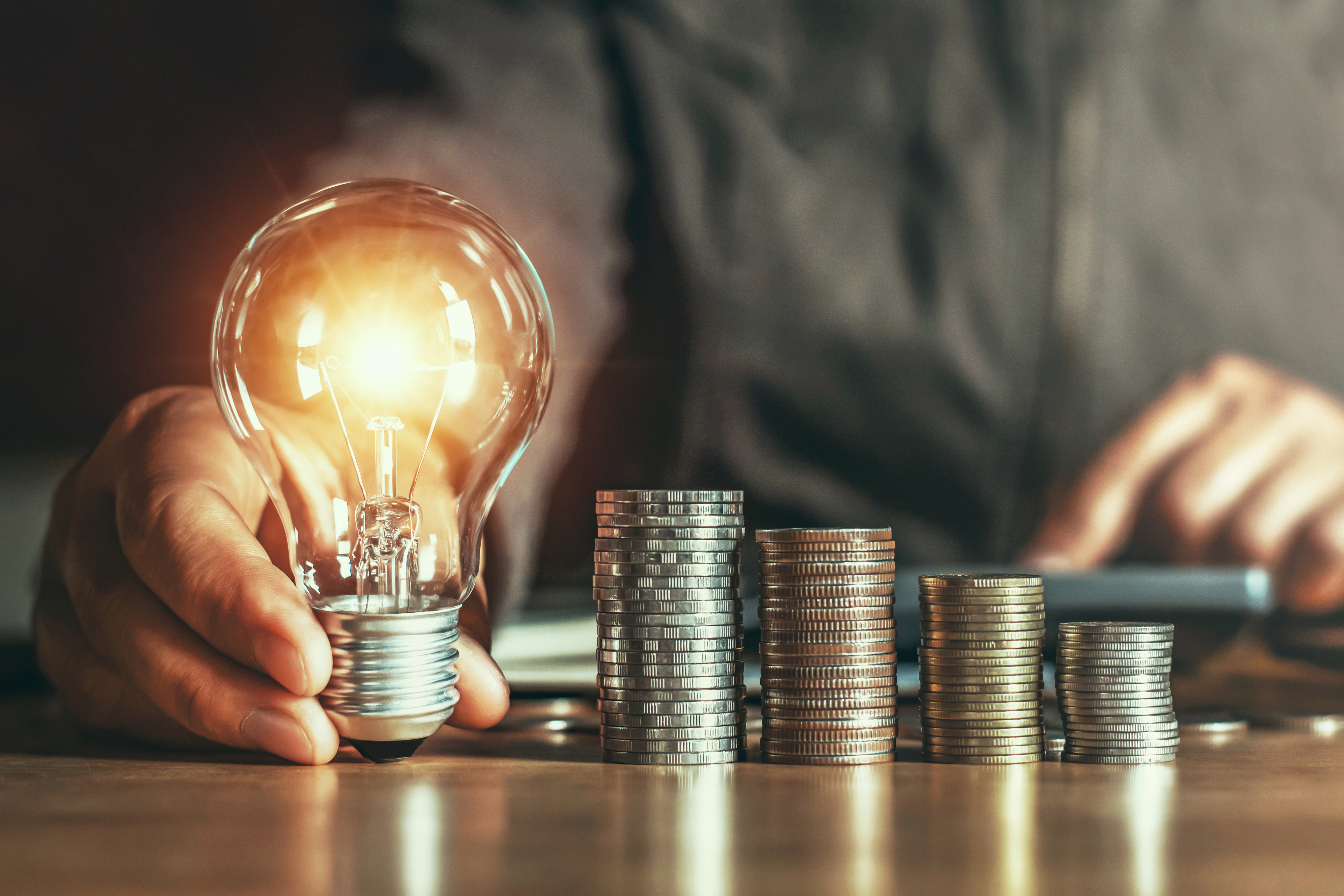 ewnergija, energetska kriza, žarulja, struja, siromaštvo, kriza, svjetlo, strujaušteda energije,