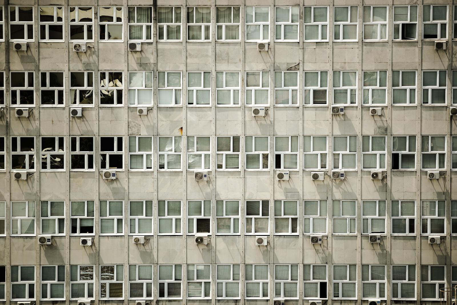 Zagreb: Pogled na gradske ulice sa 17 kata hotela Westin