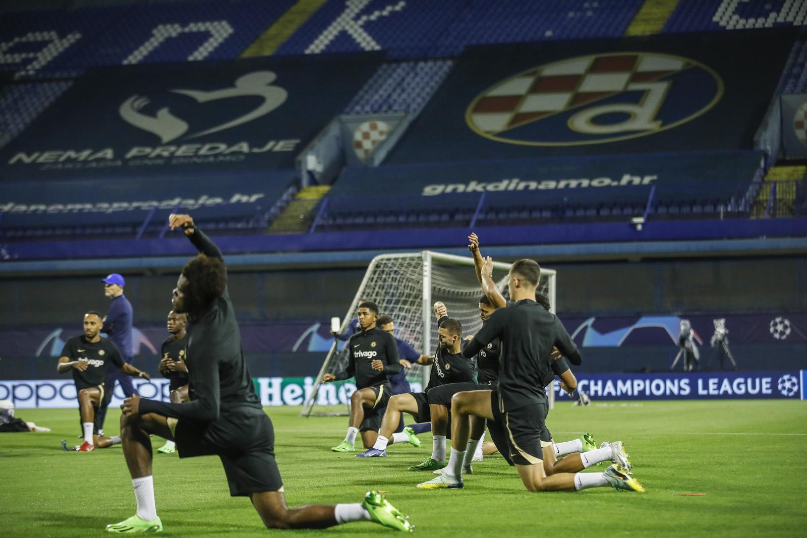 Zagreb: Nogometaši Chelseaja odradili trening na Maksimiru