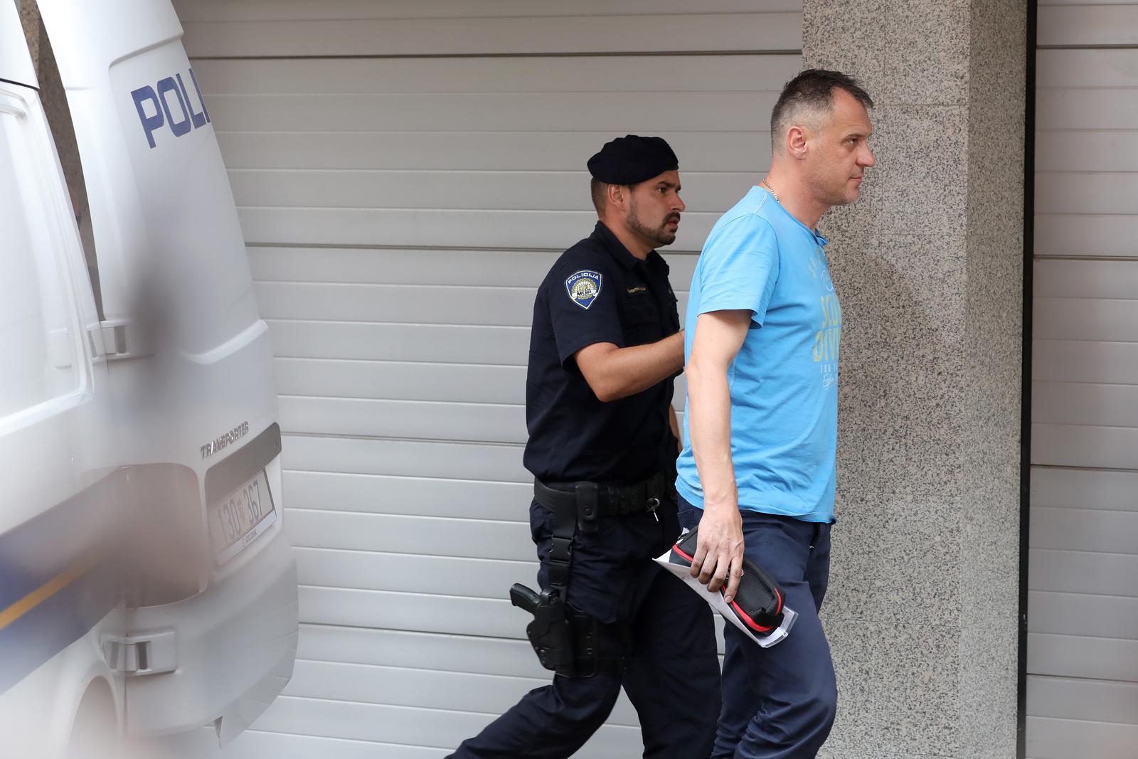 Zagreb: Pretres kuće Damira Škugora koji je uhićen u velikoj USKOK-ovoj akciji