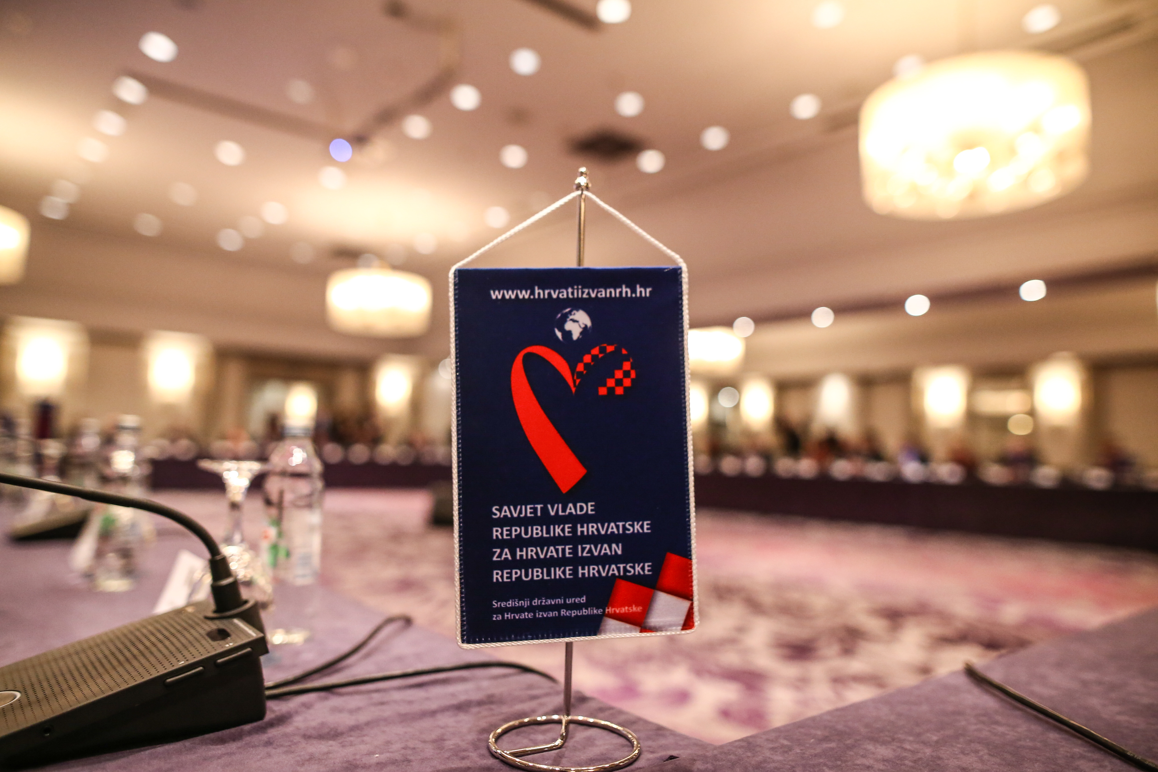 Zagreb: Konstituiraju?a sjednica 2. saziva Savjeta Vlade RH za Hrvate izvan Republike Hrvatske