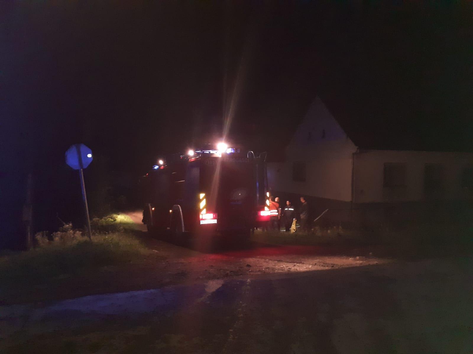 Sudarili su se teretni i putnički vlak, vatrogasci, policija i pripadnici HGSS-a dolaze na mjesto nesreće