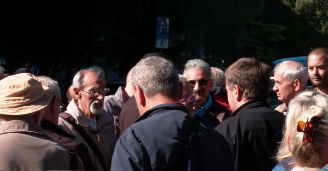 prosvjed, peščenica, otpad