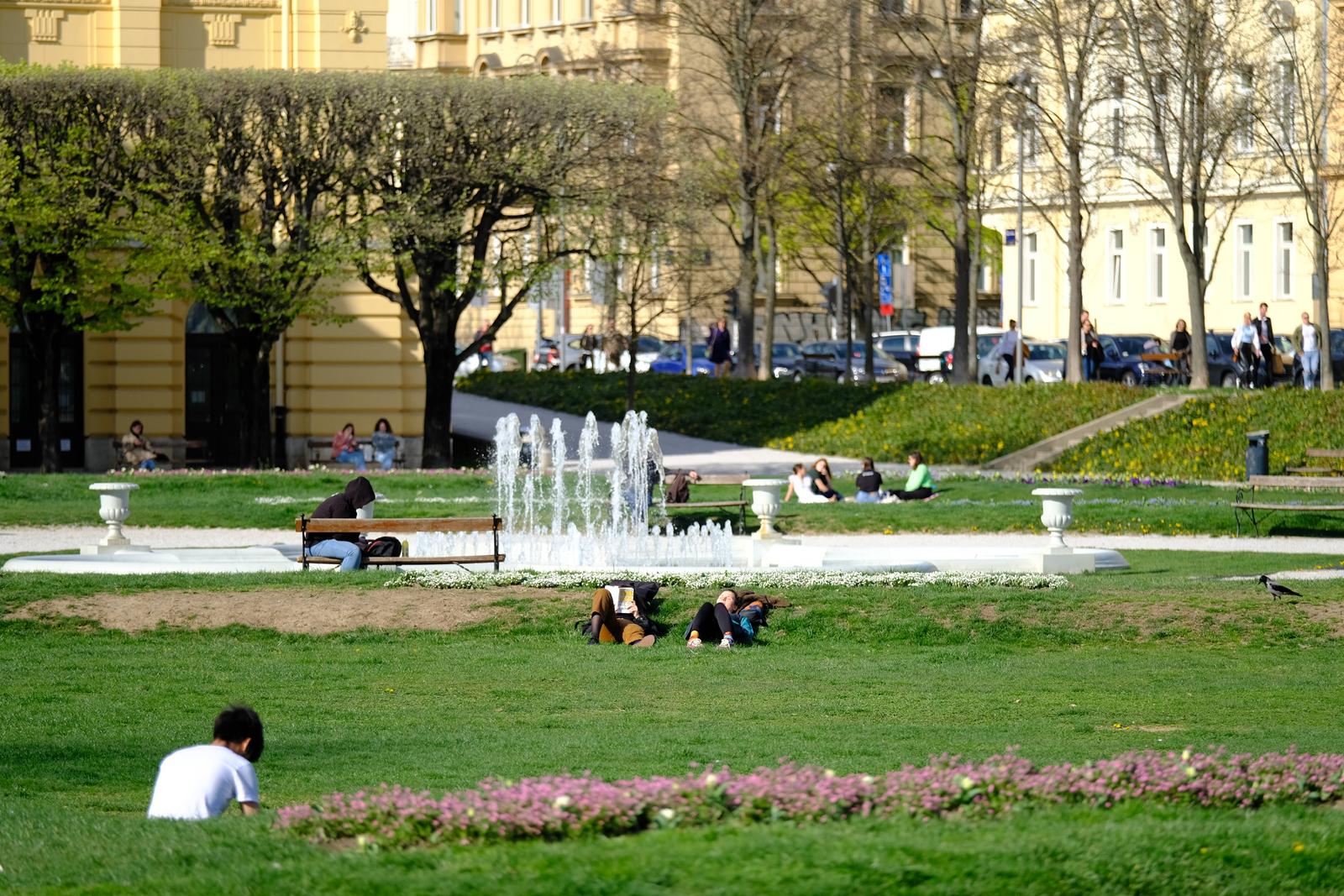 Zagreb: Popodnevni odmor na Tomislavcu