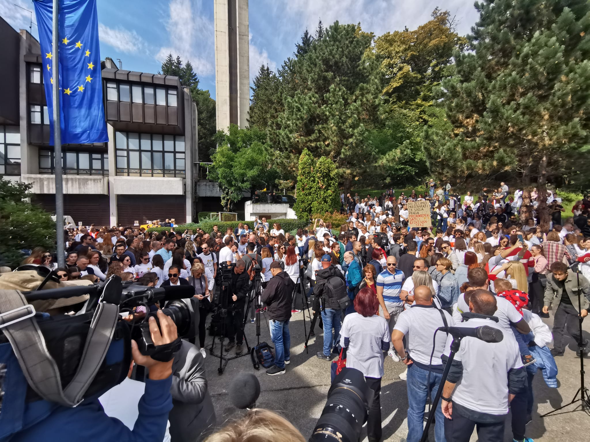 prosvjed mladih liječnika