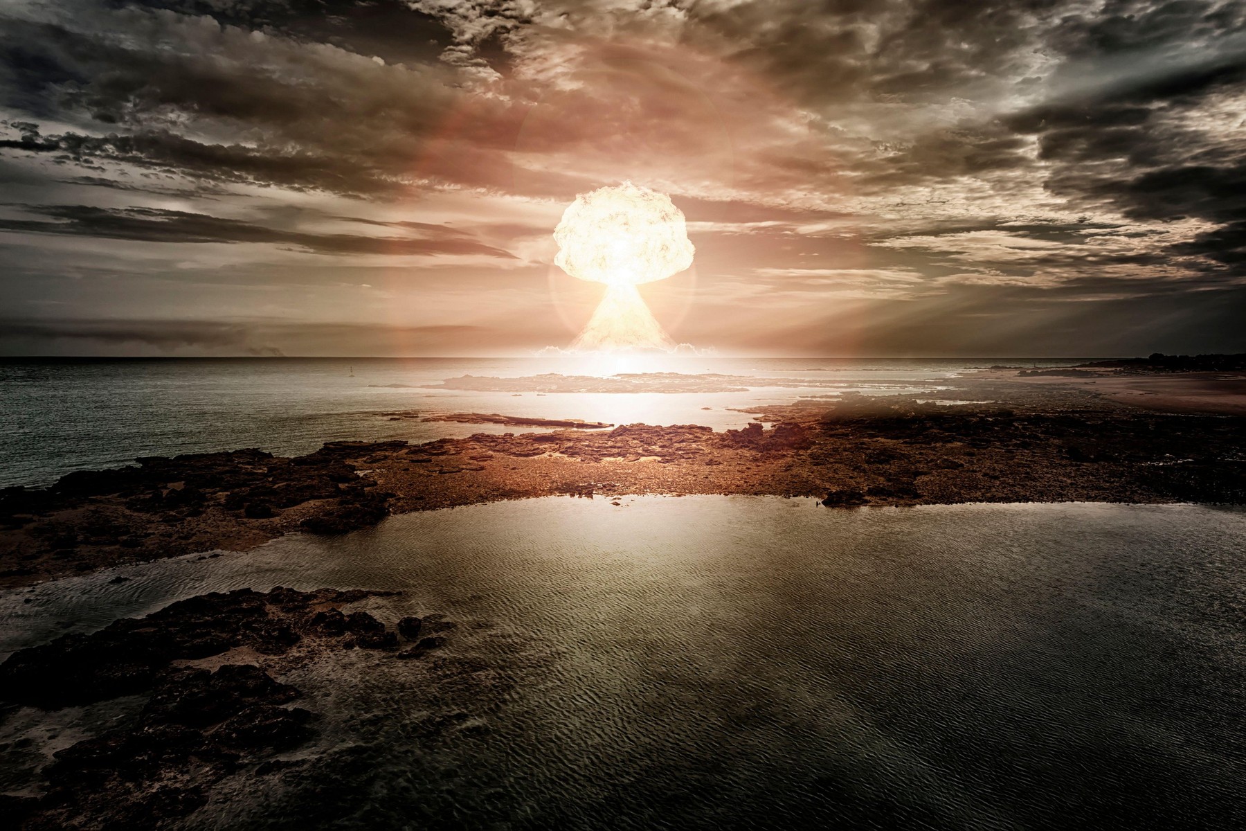 nuclear mushroom over the sea, composing