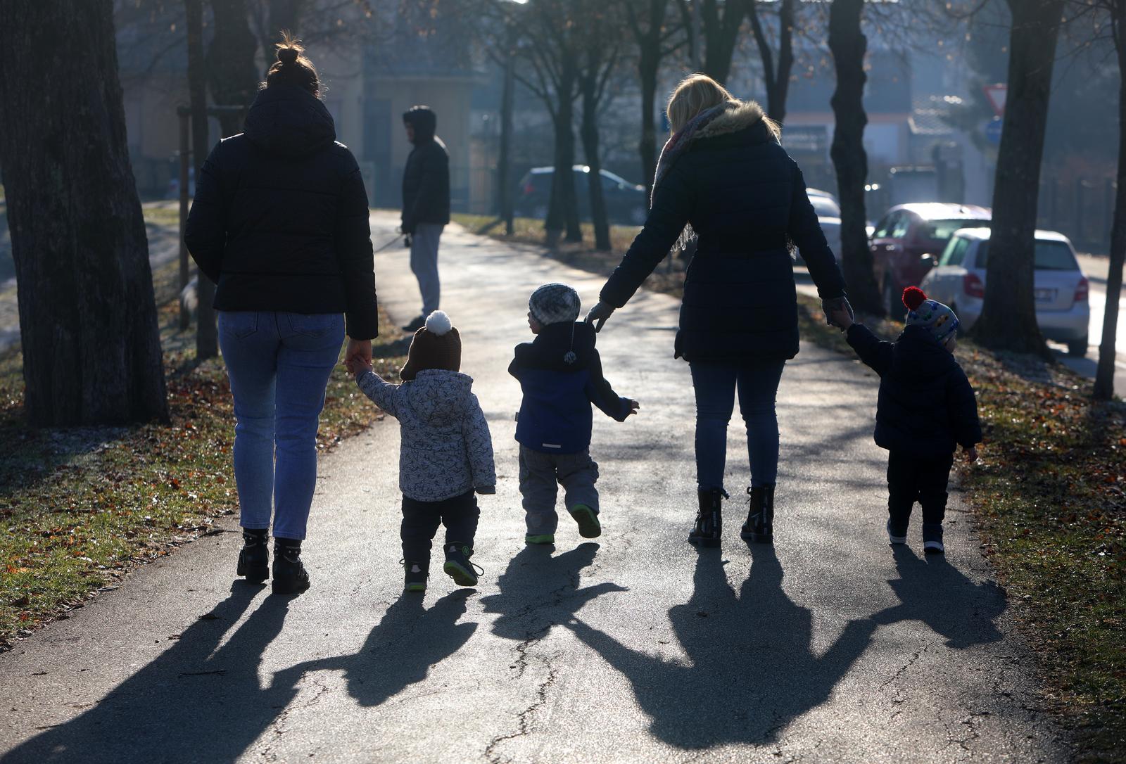 U Hrvatskoj se rađa sve manje djece